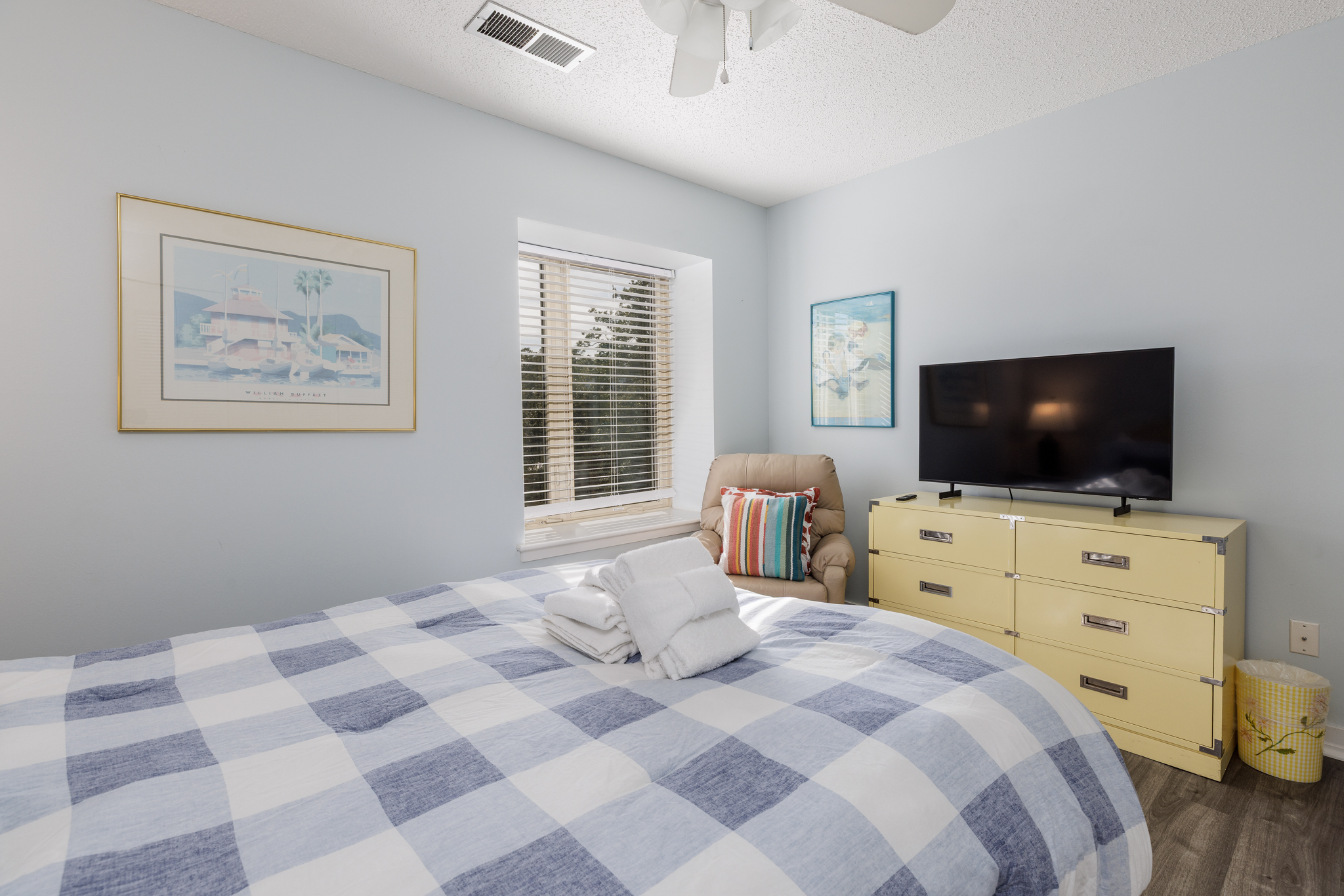 1690 Bluff Villas | Photo 17