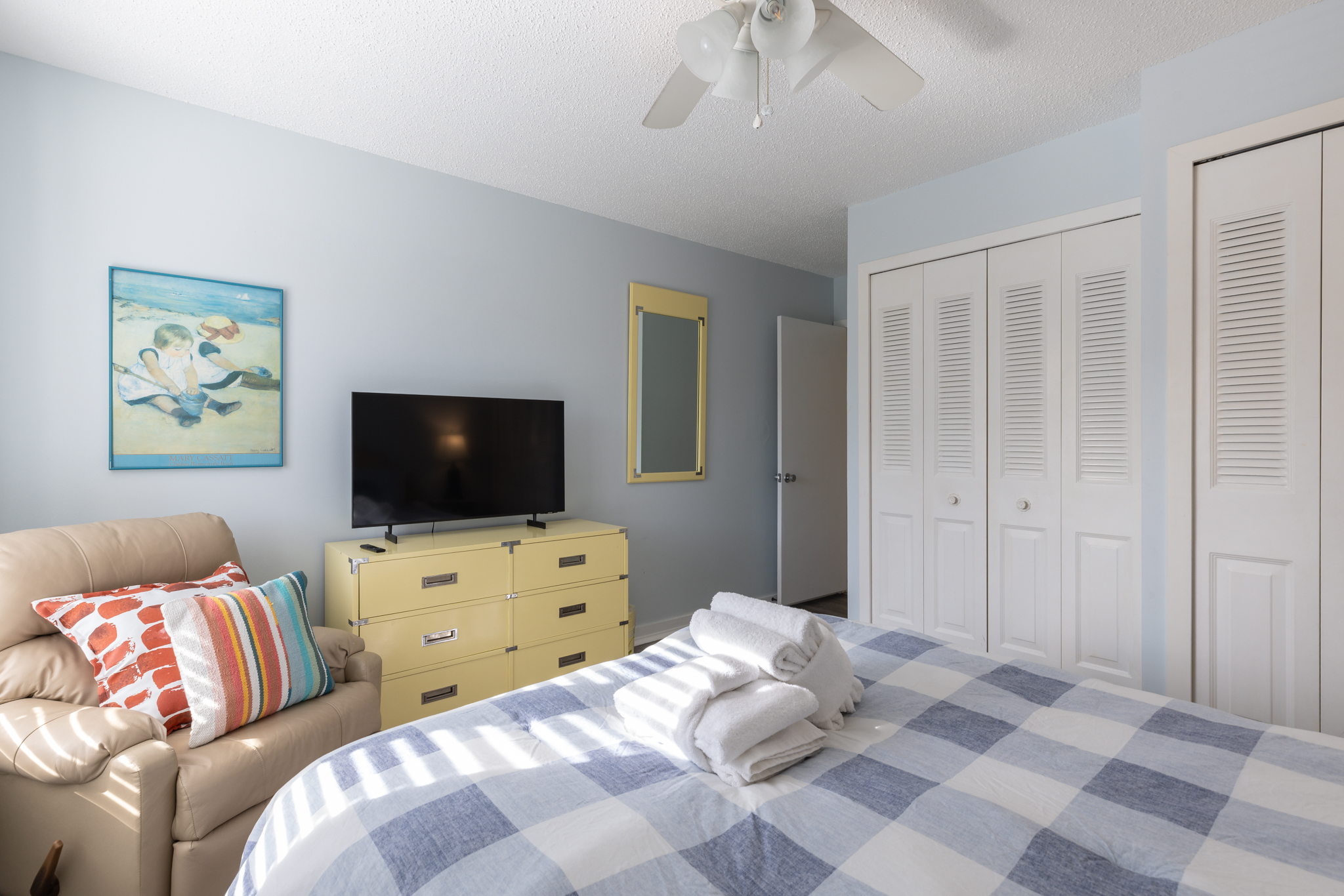 1690 Bluff Villas | Photo 18