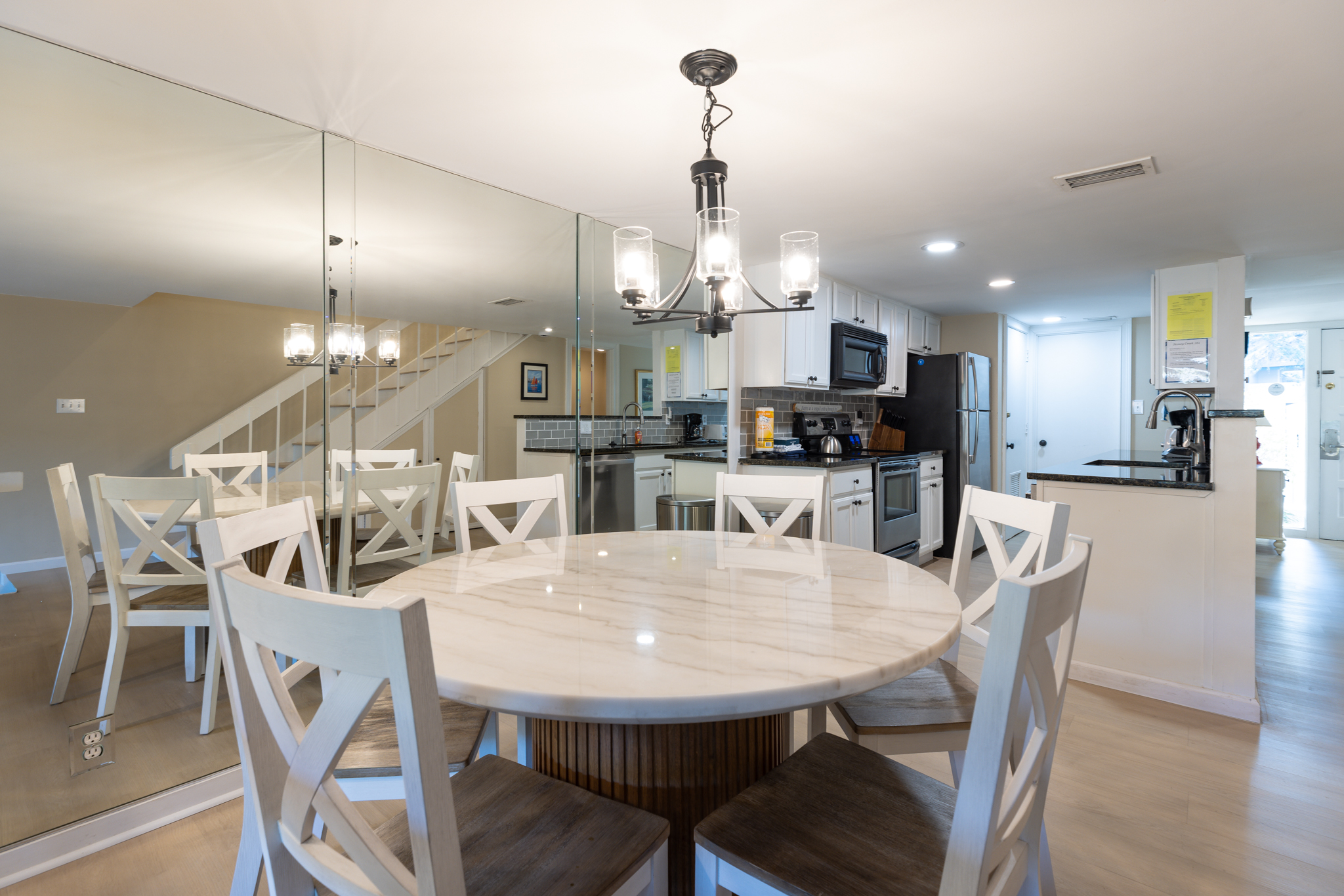 261 Stoney Creek | Photo 5