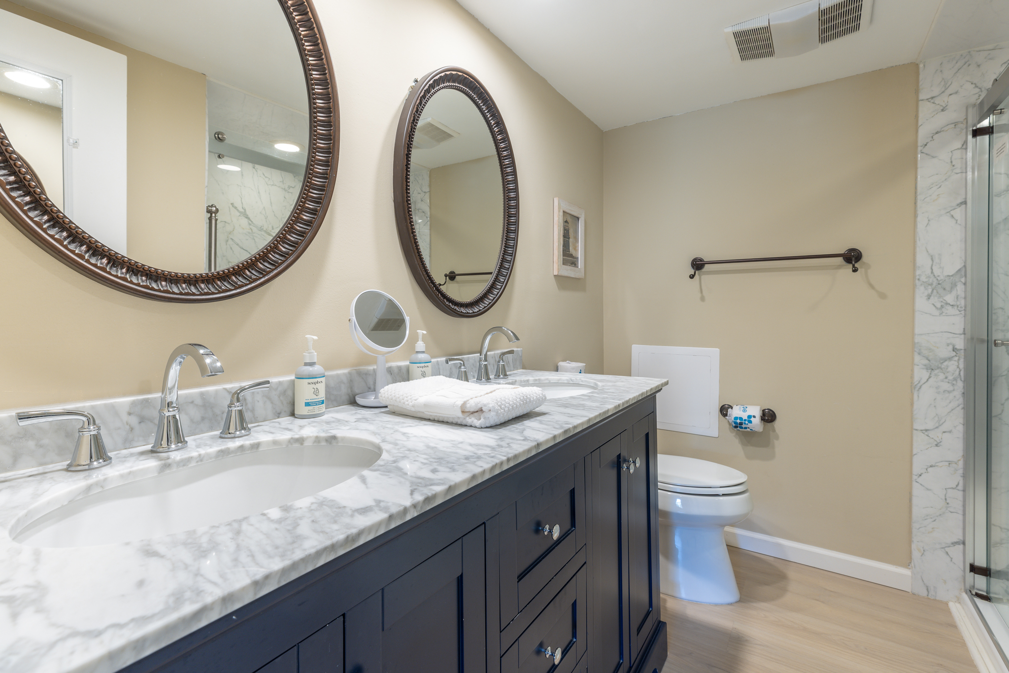 261 Stoney Creek | Photo 18