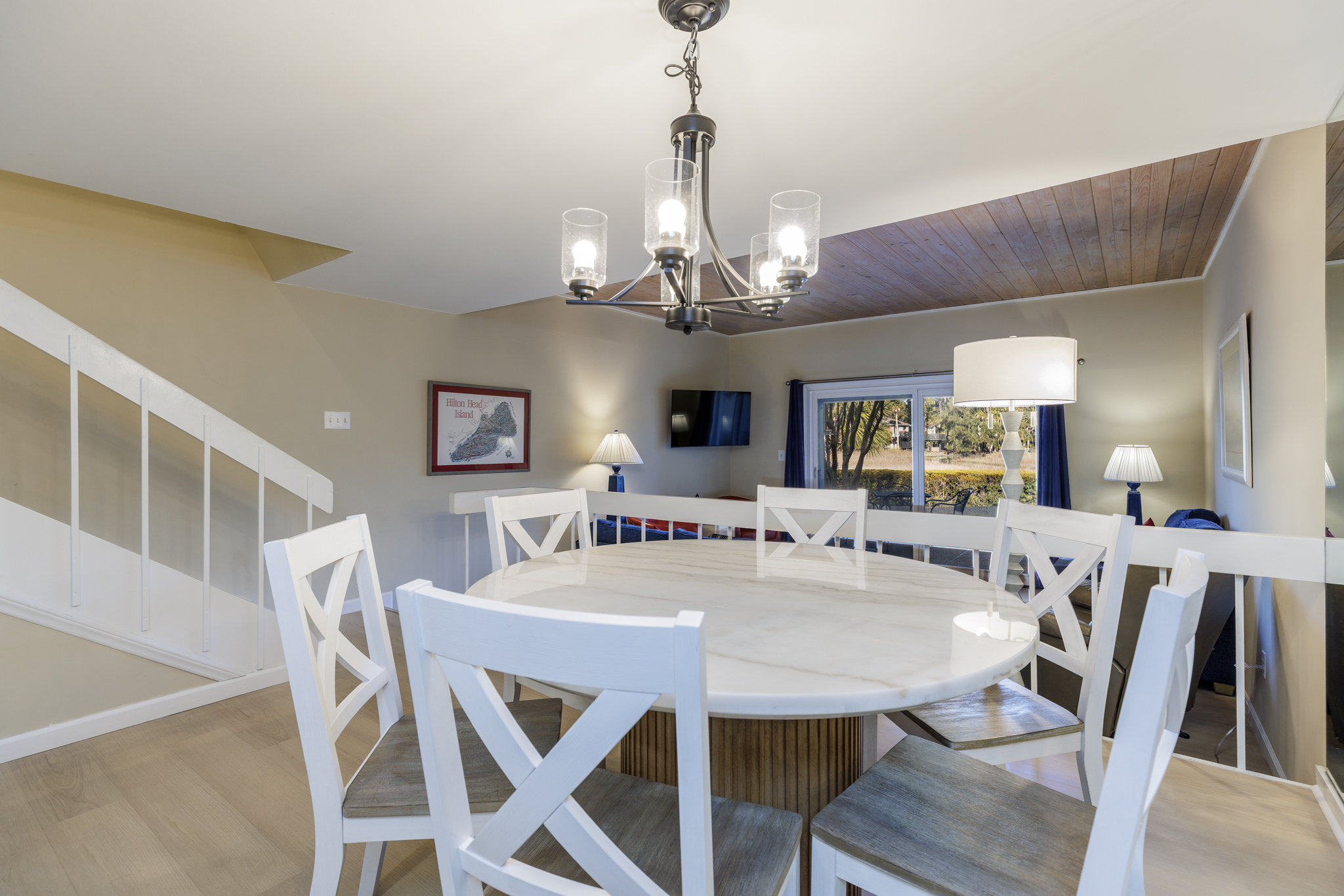 261 Stoney Creek | Photo 8