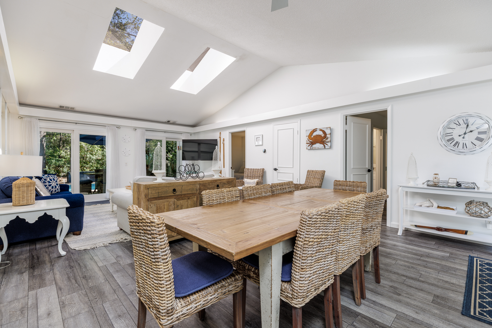 10 Lawton Road | Photo 8