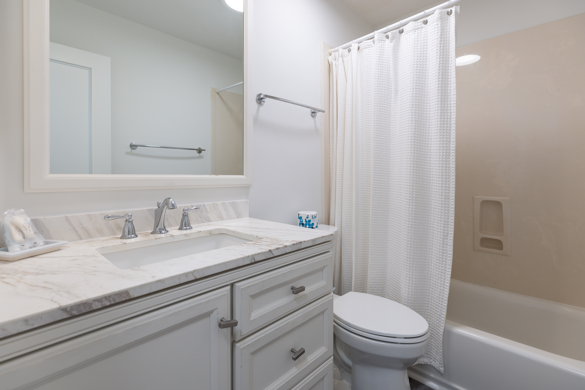 10 Lawton Road | Photo 17