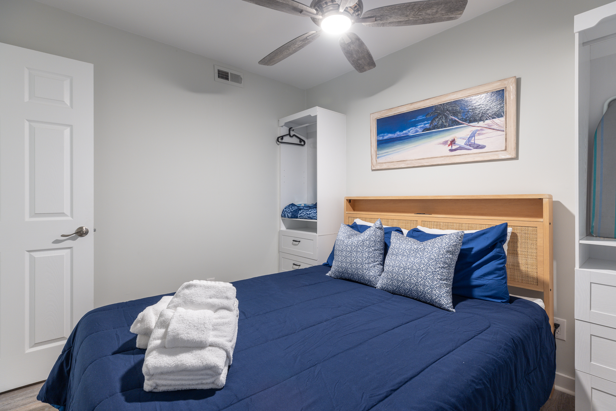 231 Breakers | Photo 14