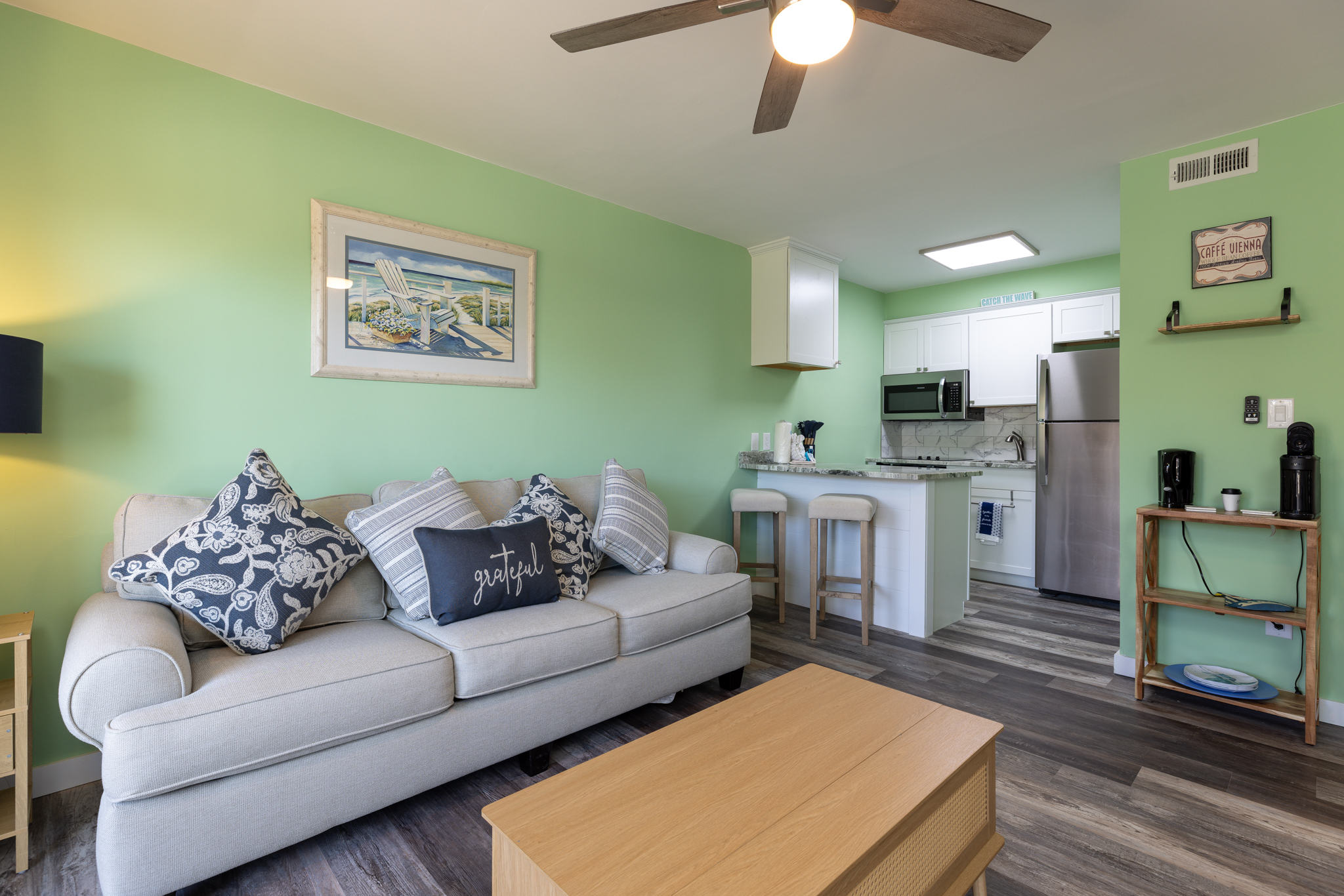 231 Breakers | Photo 4