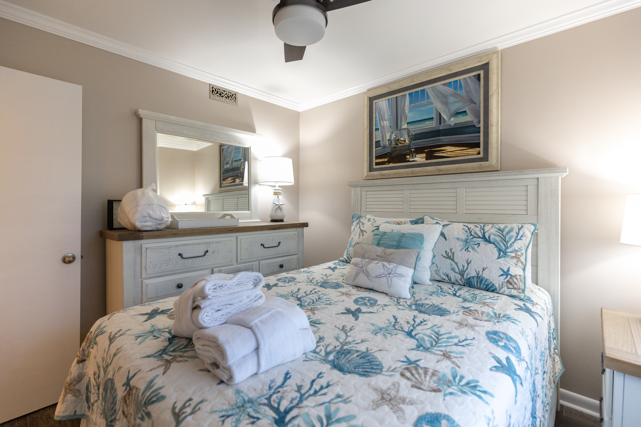 233 Breakers | Photo 13