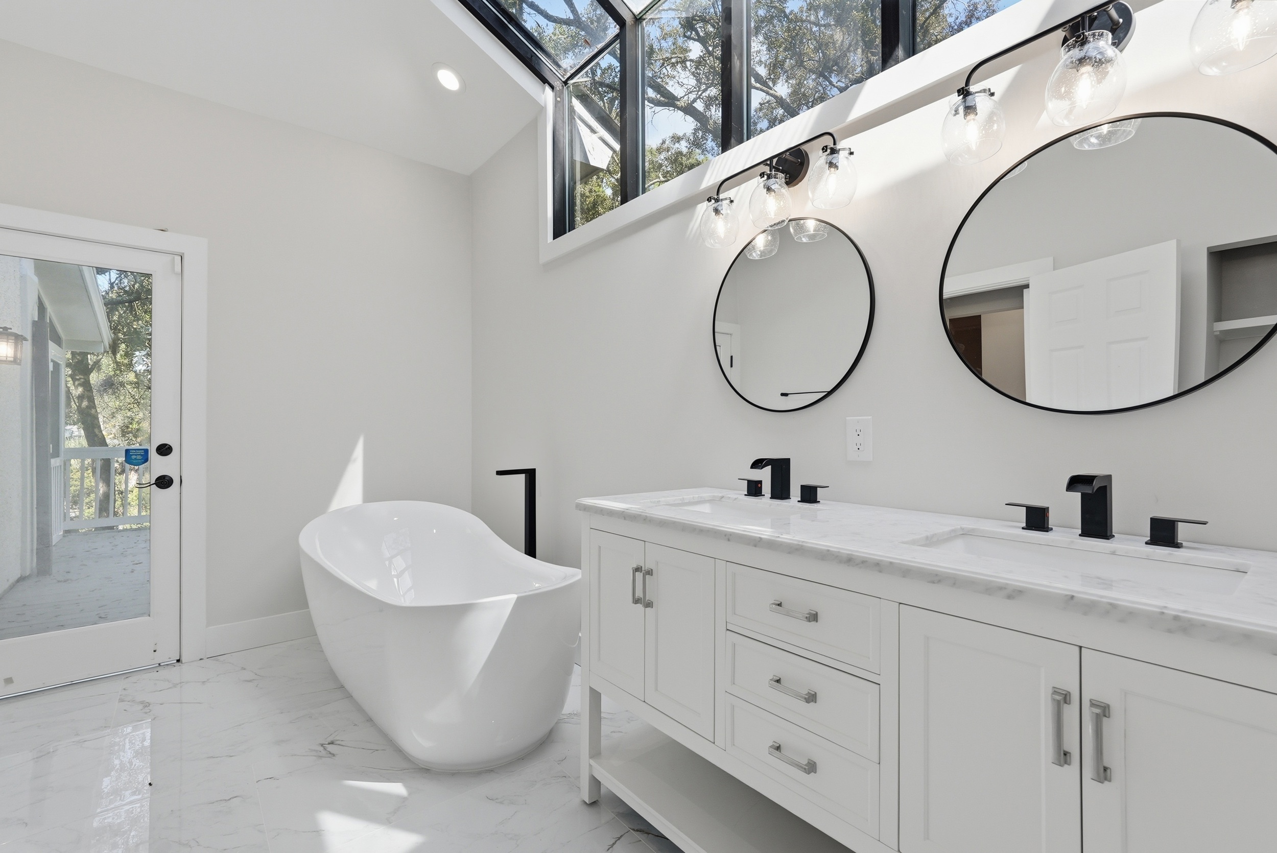 153 Mooring Buoy | Photo 31