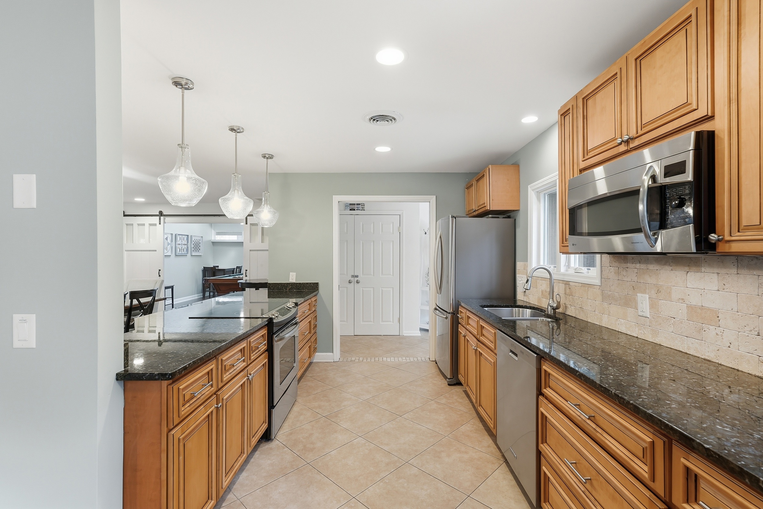 11 Hollyberry Lane | Photo 6