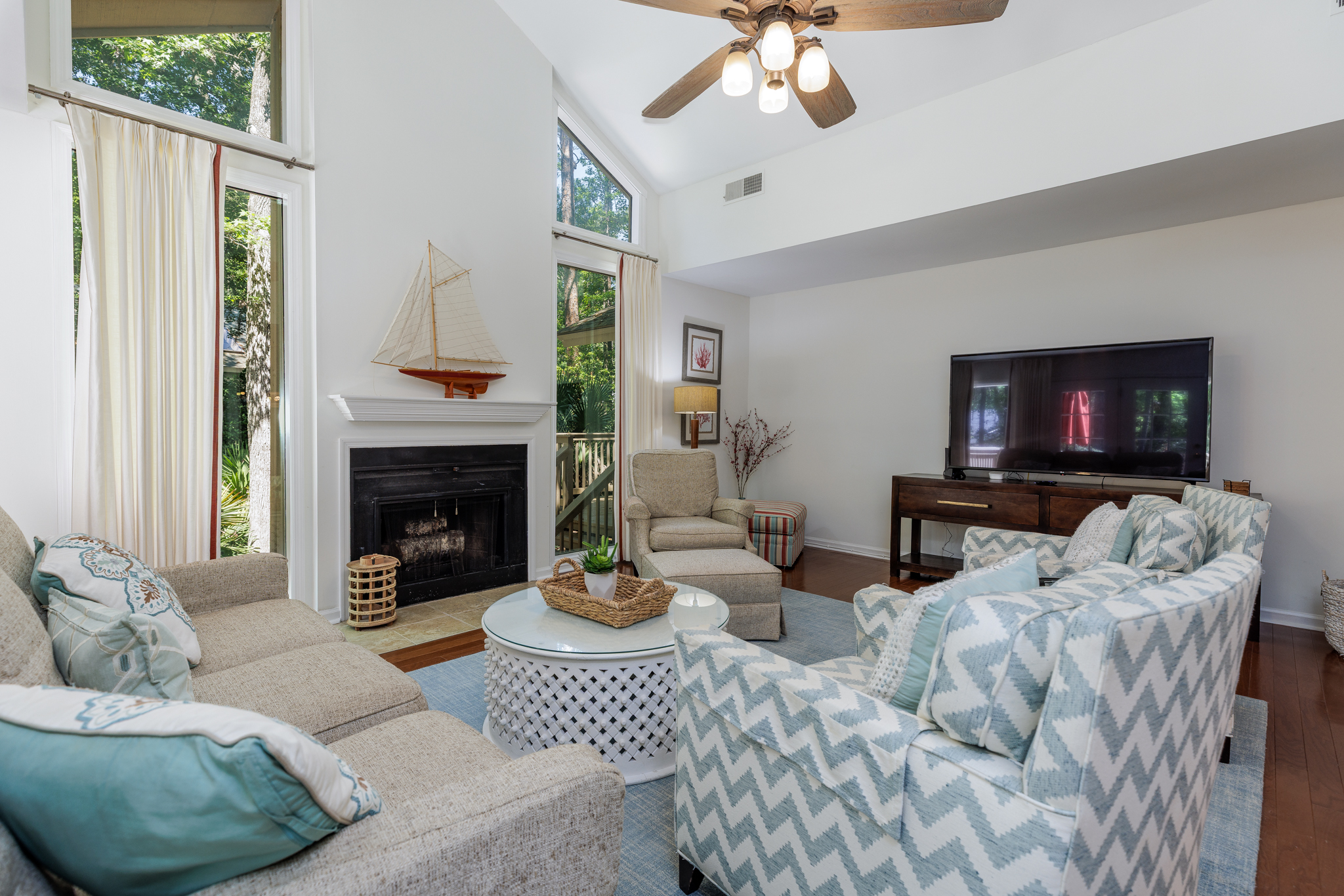 11 Hollyberry Lane | Photo 3