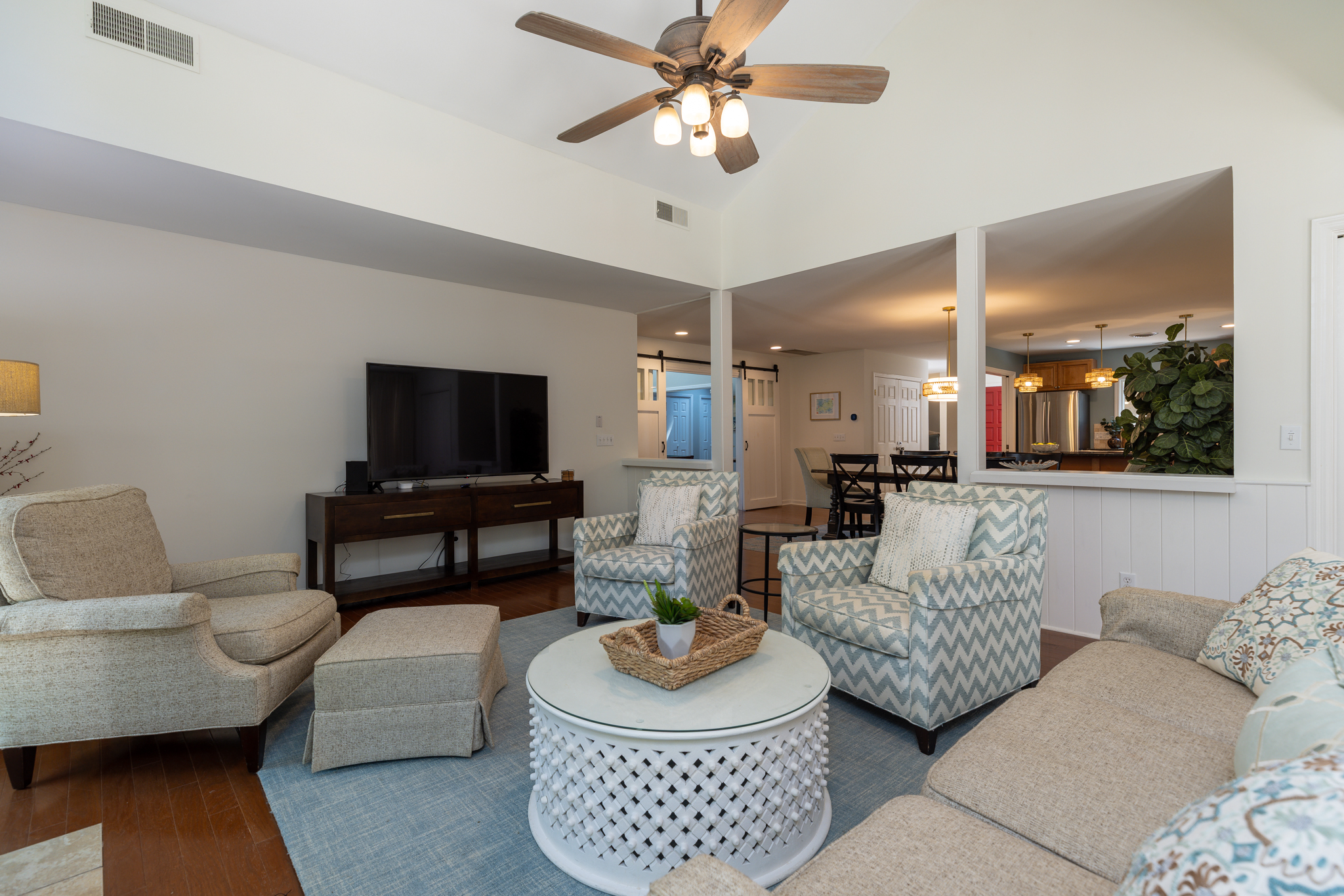 11 Hollyberry Lane | Photo 4