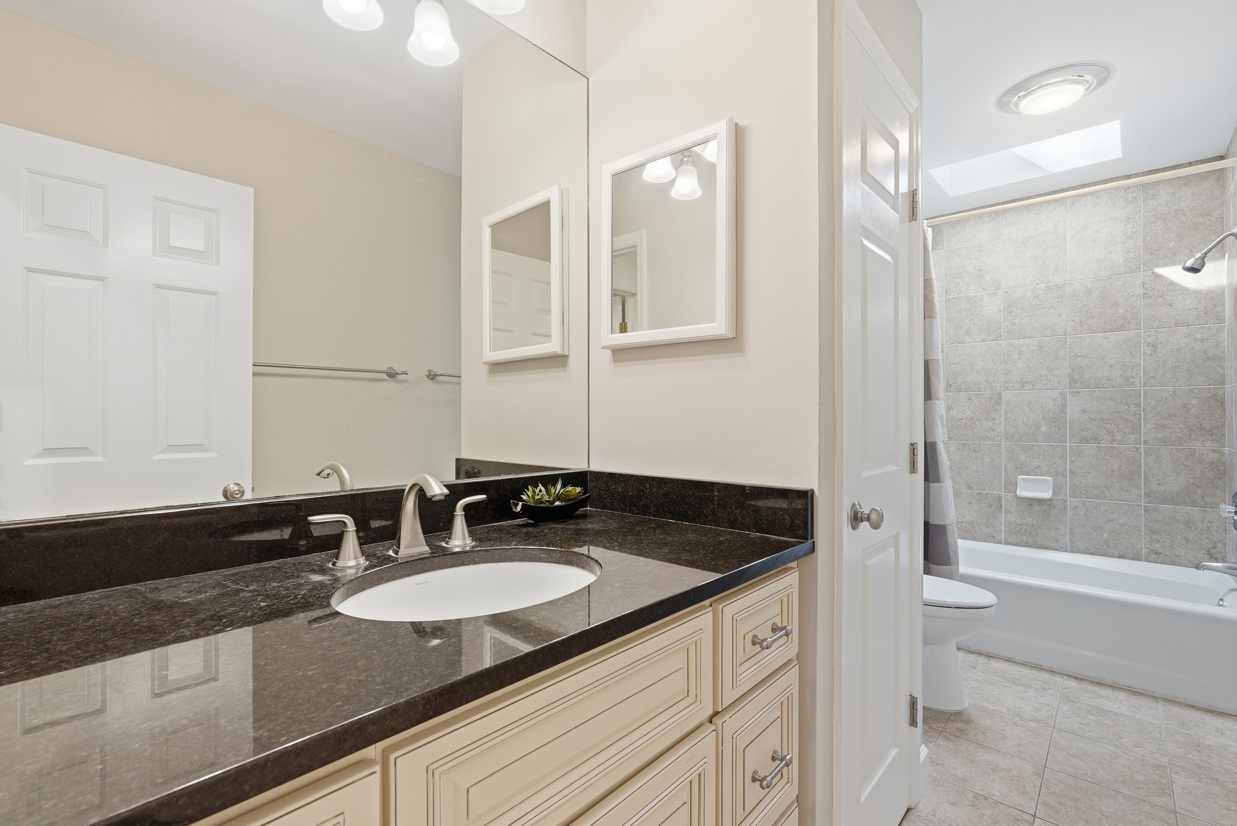 11 Hollyberry Lane | Photo 16