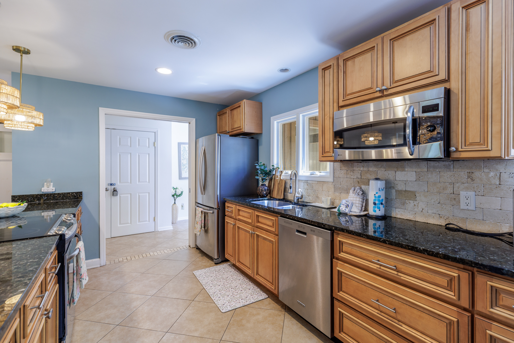 11 Hollyberry Lane | Photo 10