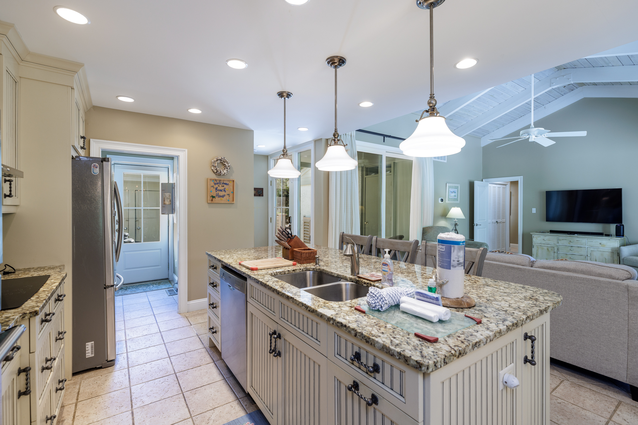 1586 Lagoon Villas | Photo 5