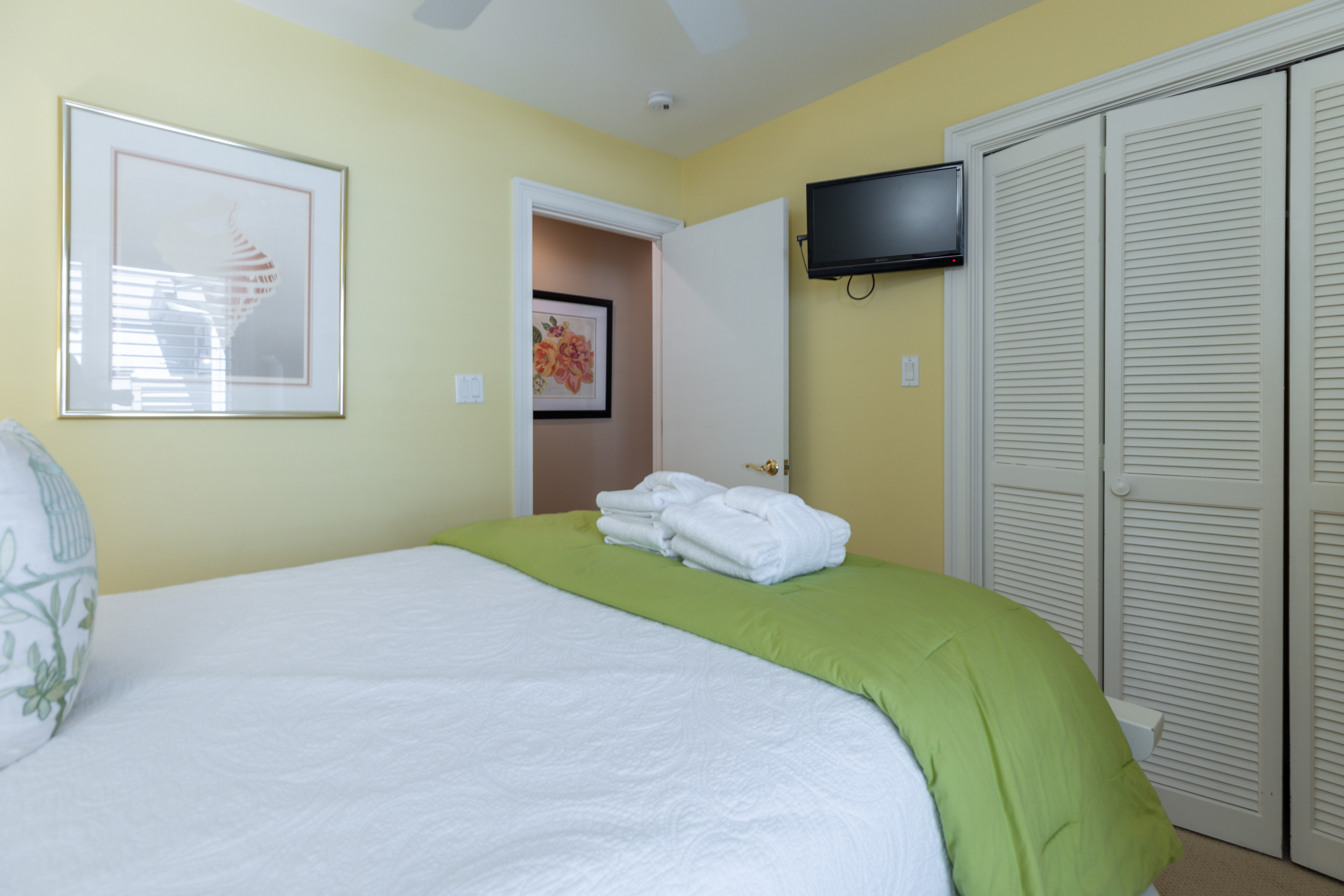 1586 Lagoon Villas | Photo 19