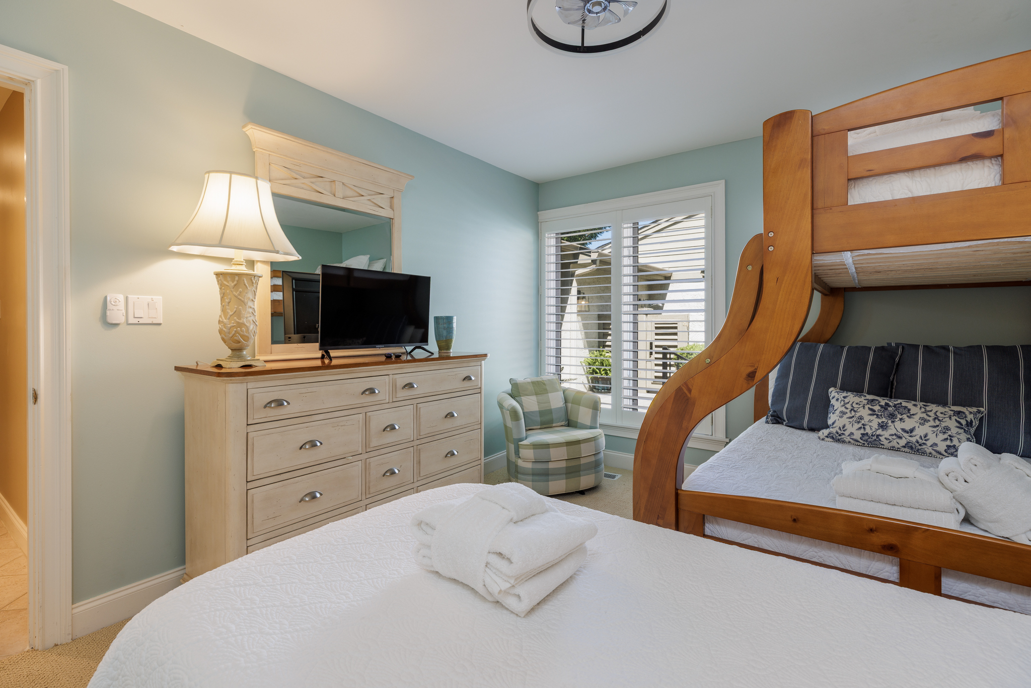 1586 Lagoon Villas | Photo 23