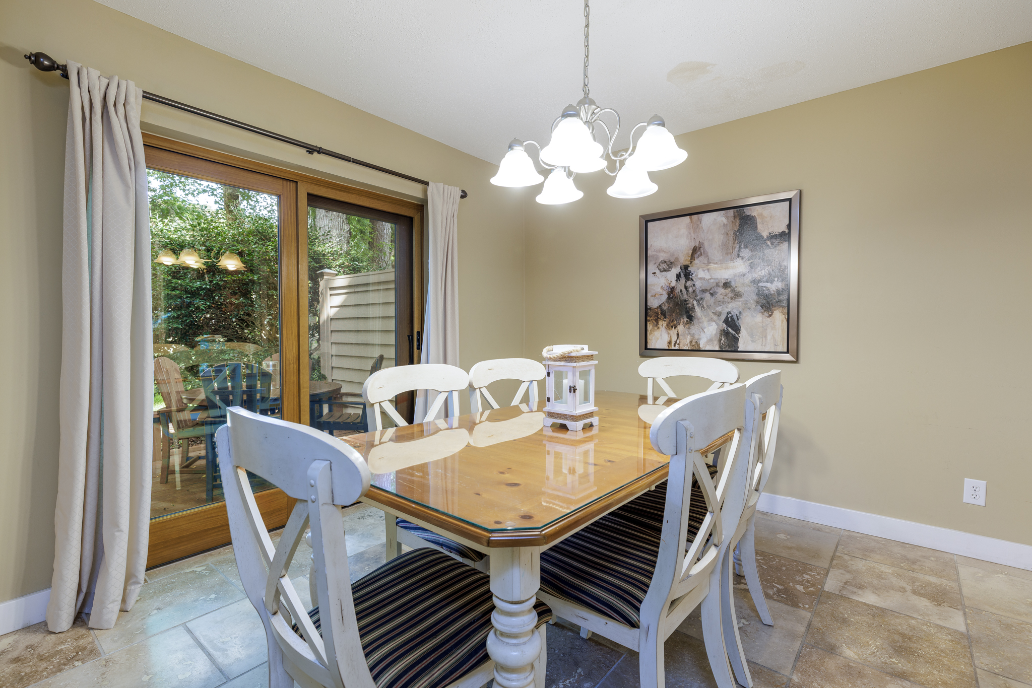 2229 Heritage Villas | Photo 7