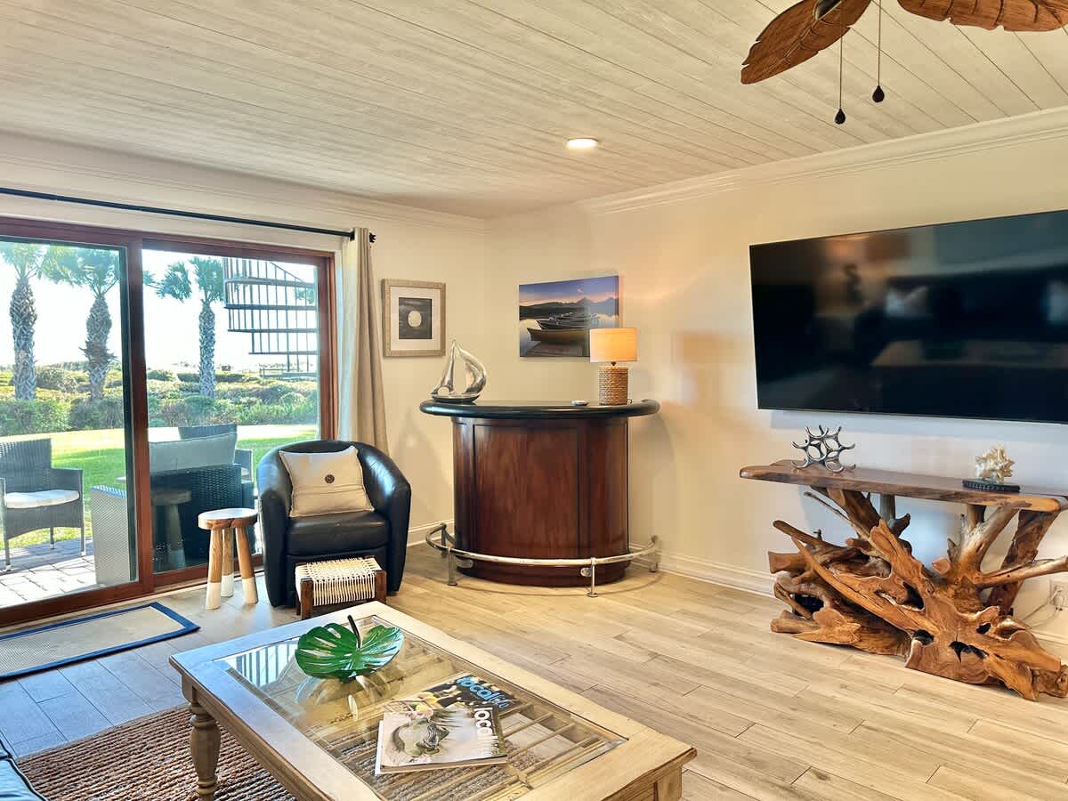51 Ocean Club | Photo 3