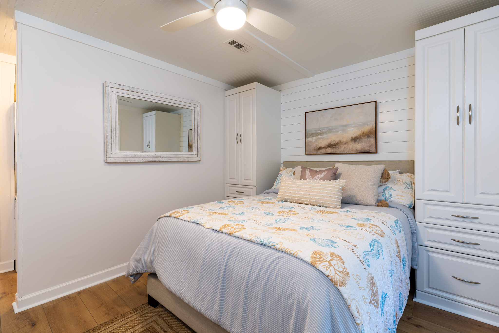 309 Breakers | Photo 14