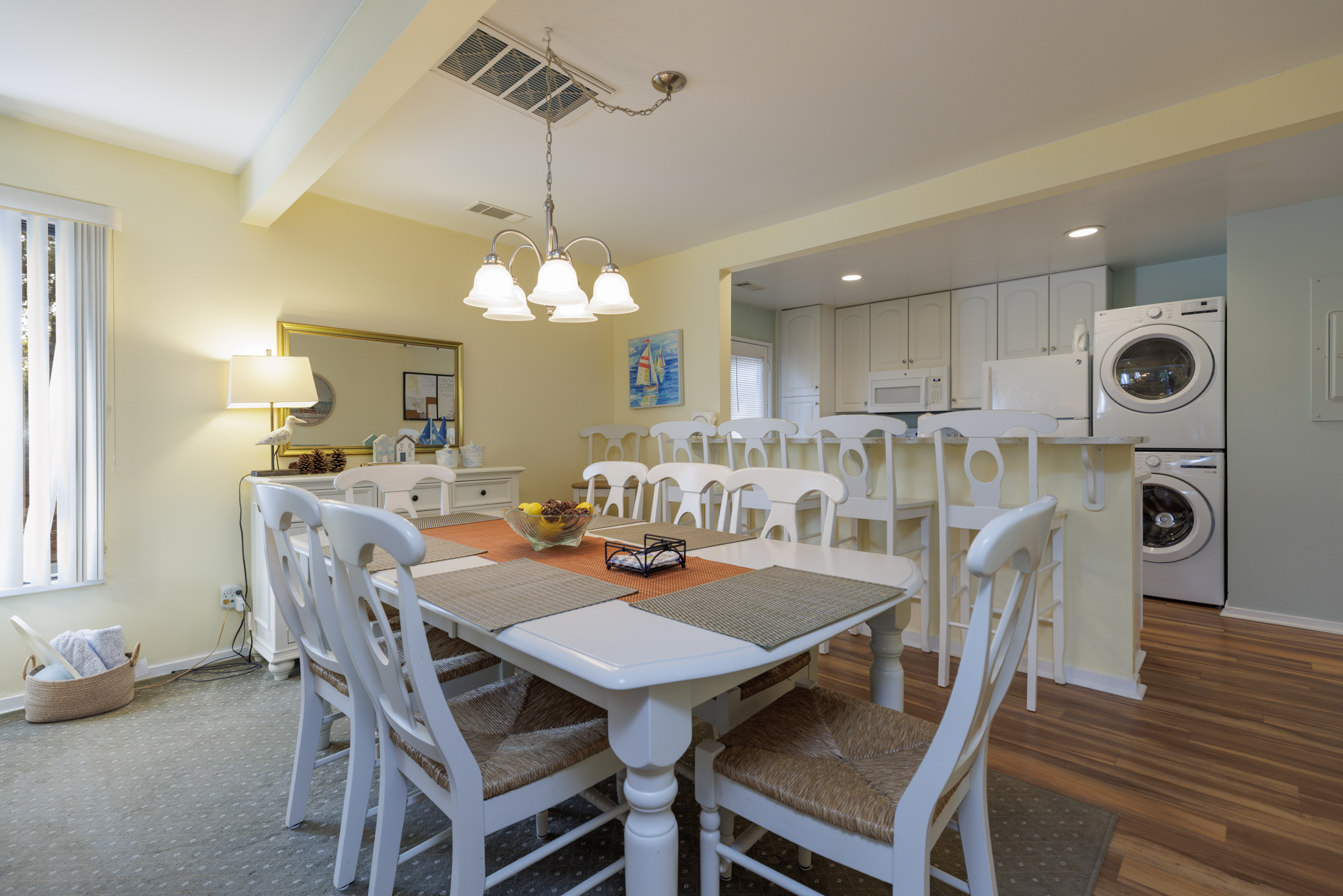 518 Queen's Grant | Photo 5
