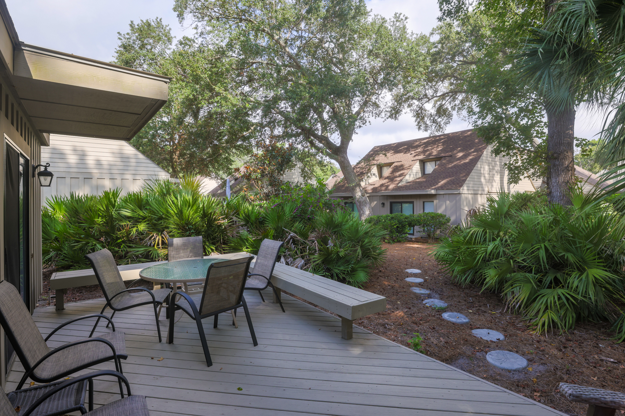 518 Queen's Grant | Photo 24