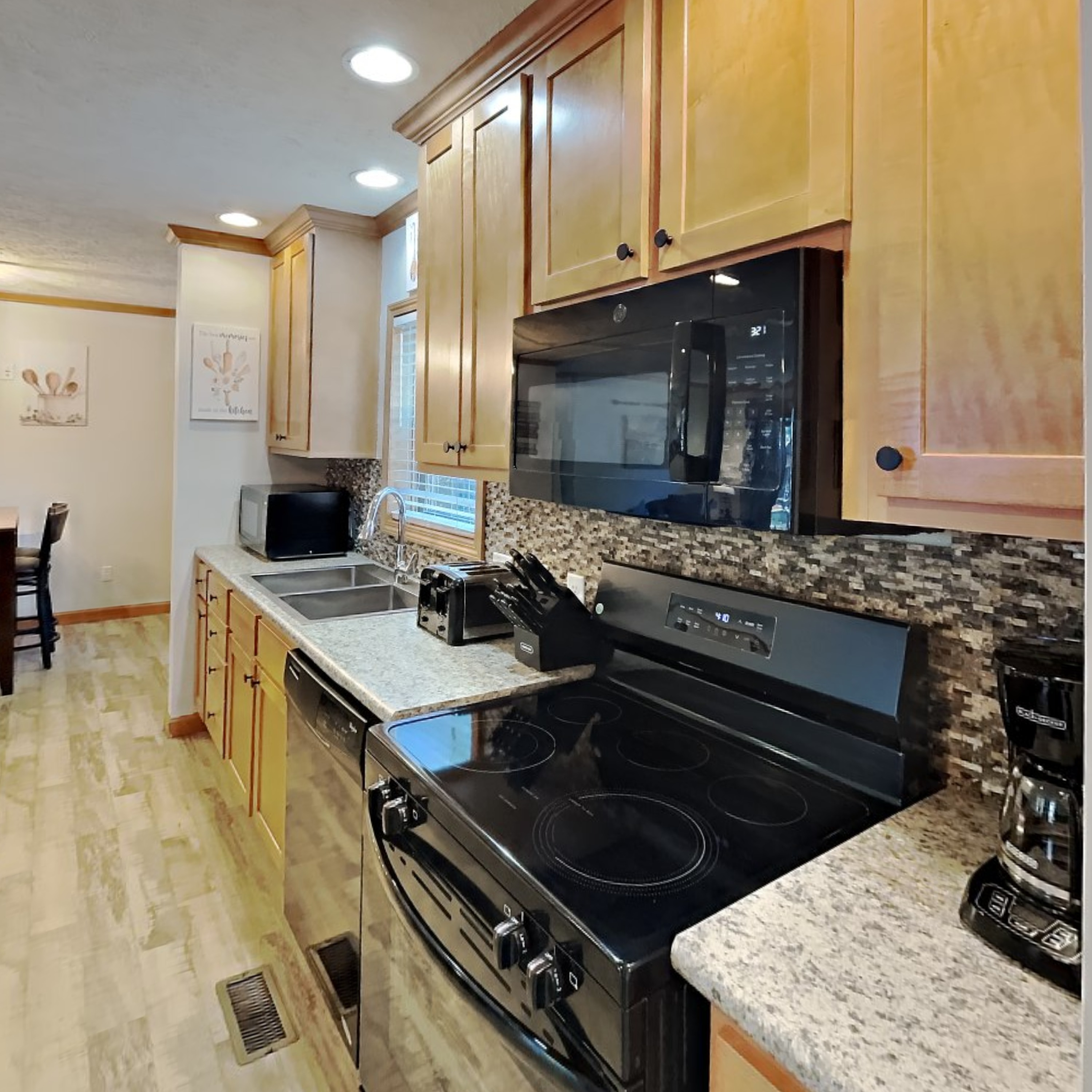 Put-in-Bay Island Club #77 | Photo 5