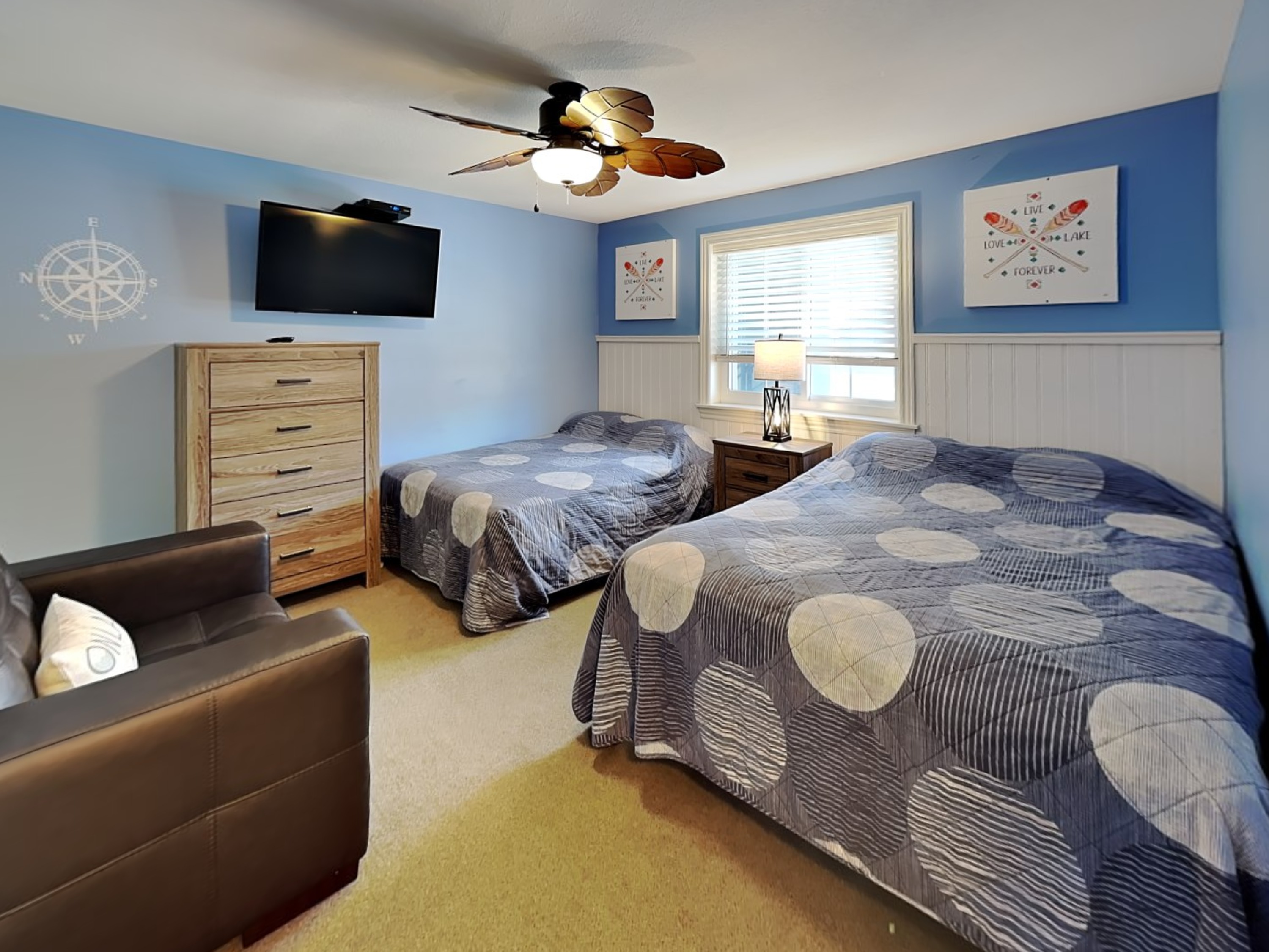 Put-in-Bay Waterfront Condo #104 6
