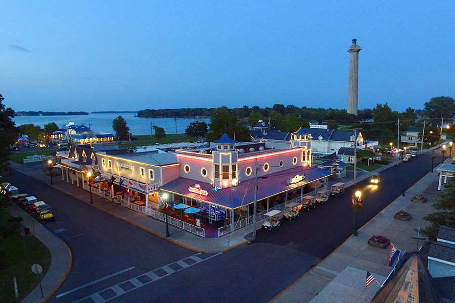 Put-in-Bay Waterfront Condo #105 2