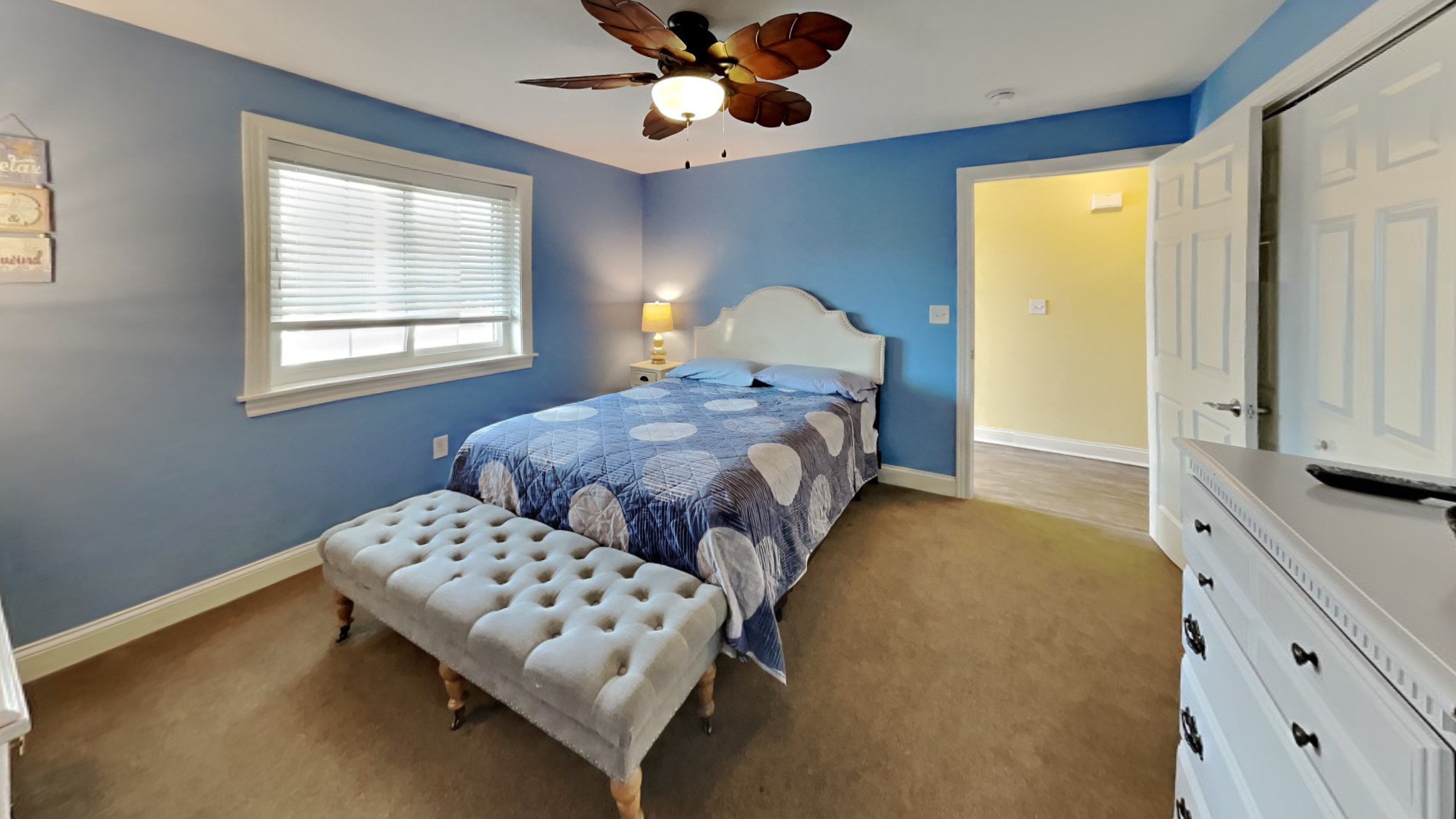 Put-in-Bay Waterfront Condo #106 2