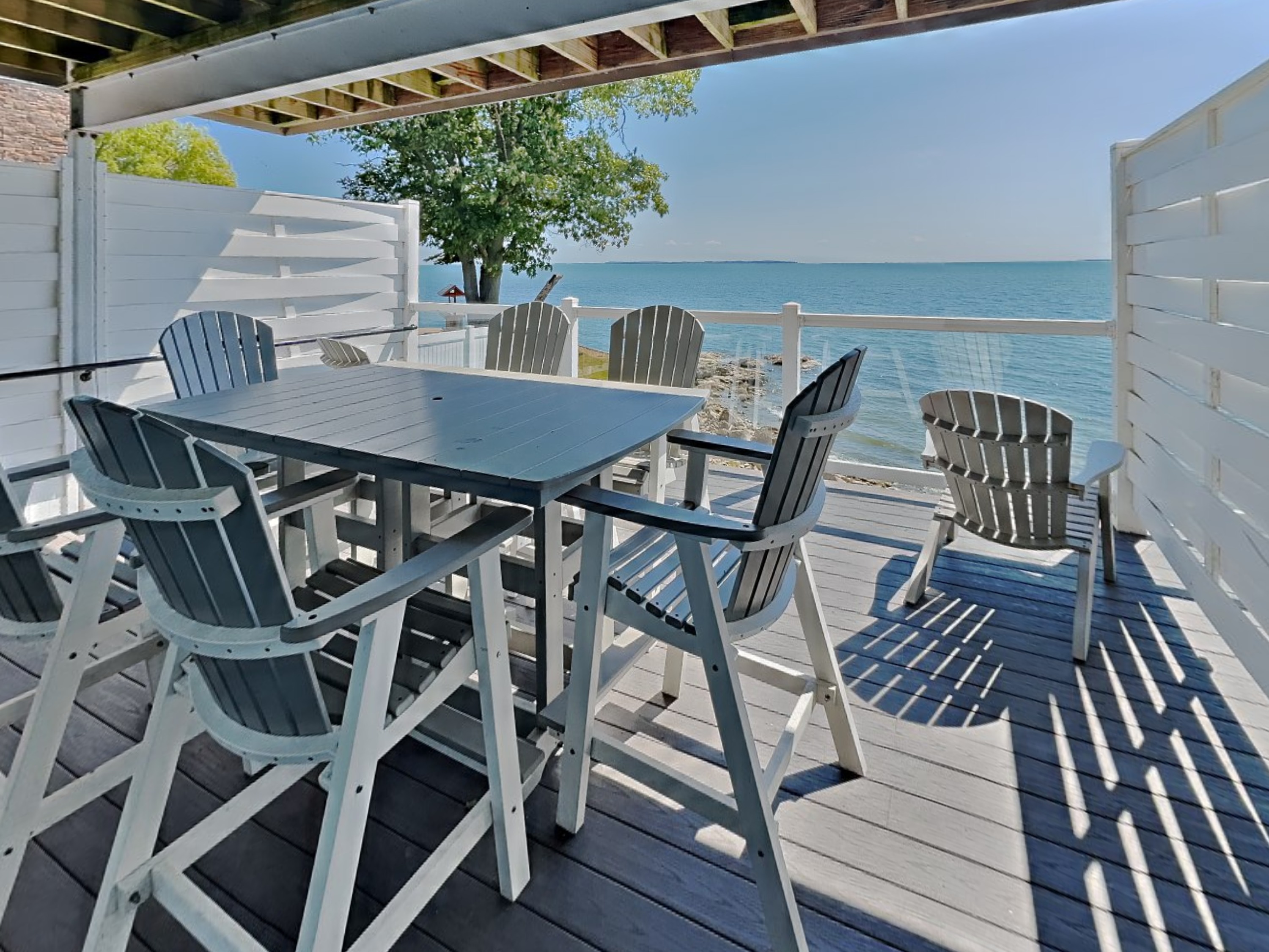 Put-in-Bay Waterfront Condo #113