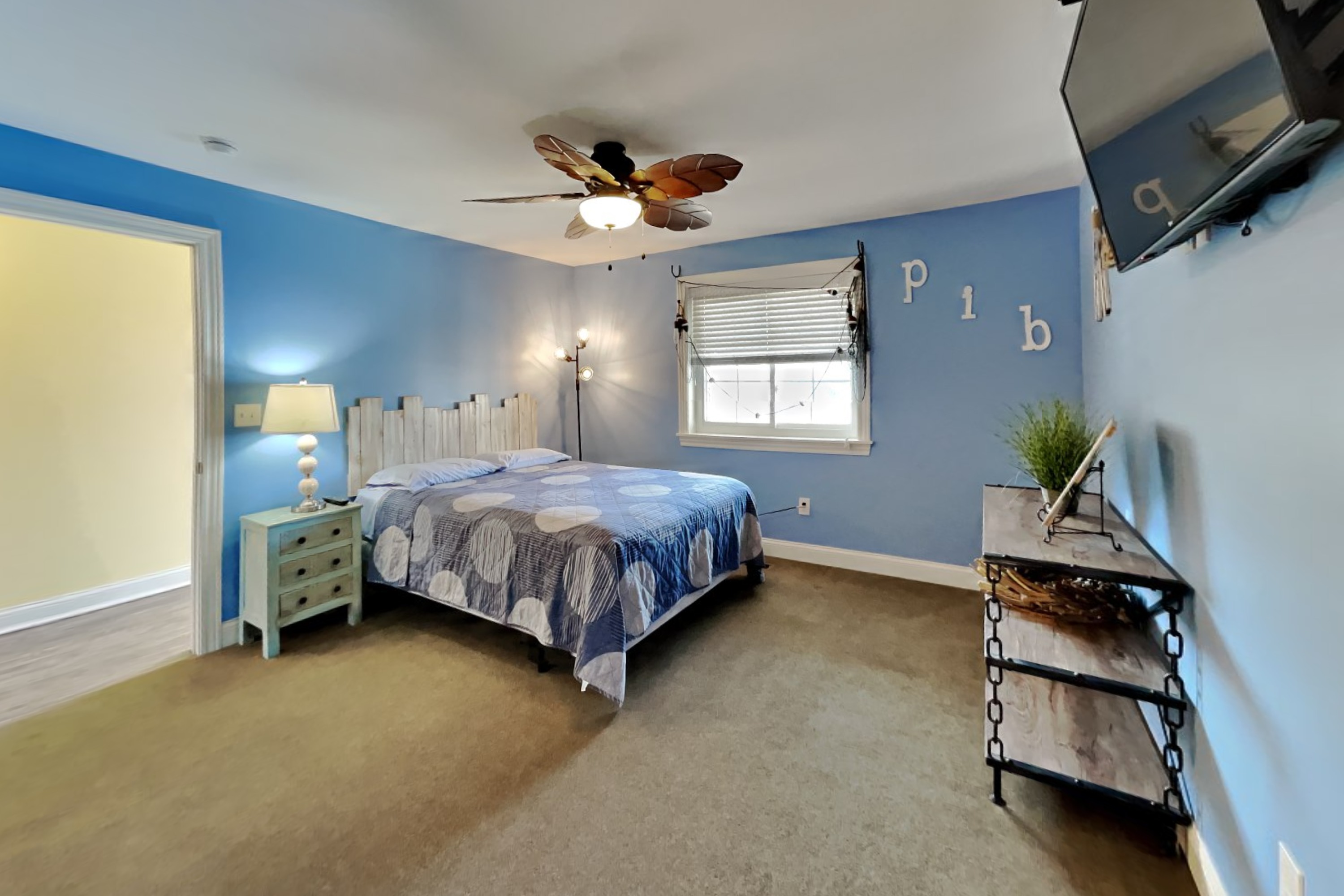 Put-in-Bay Waterfront Condo #107 7