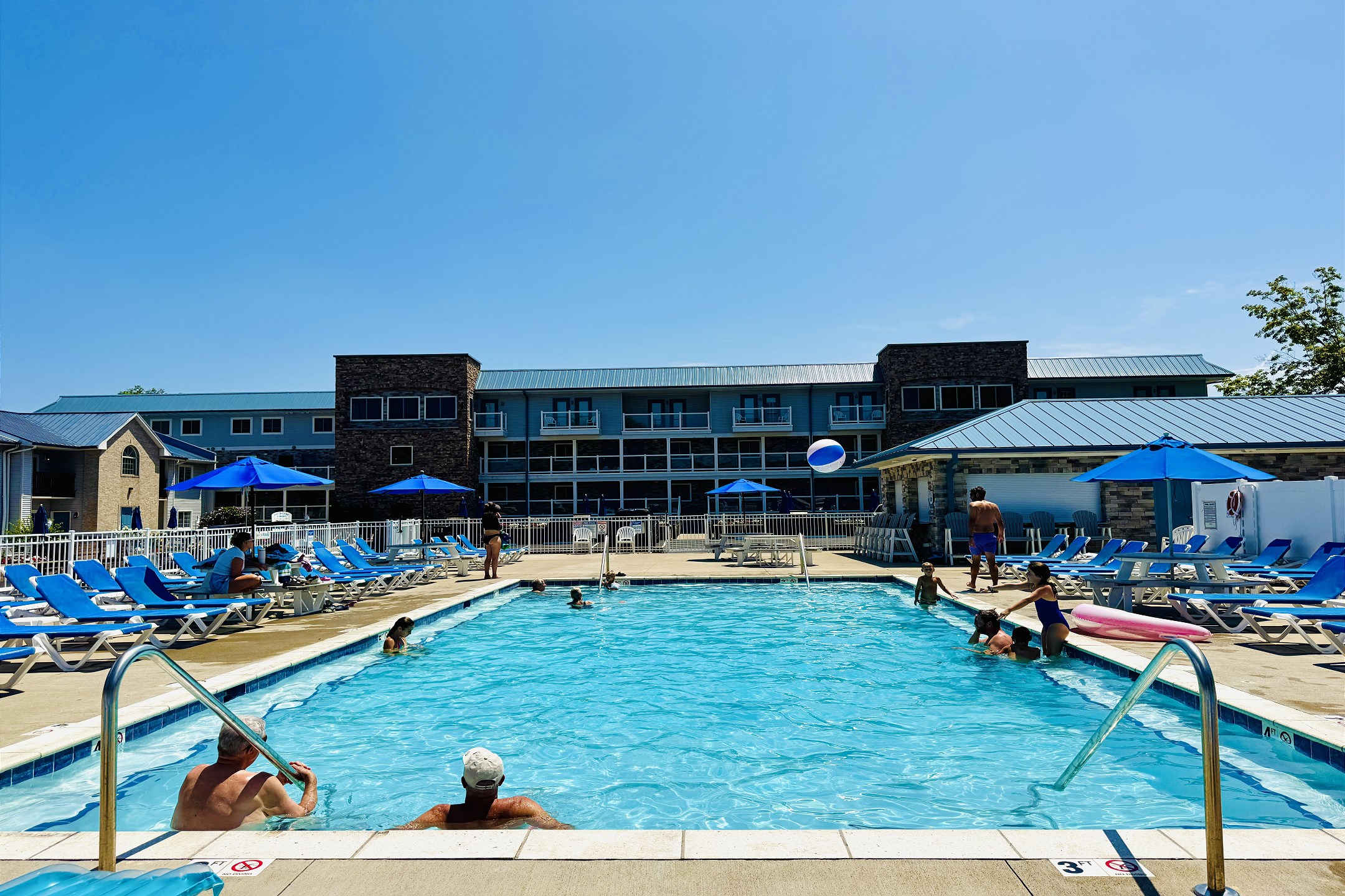 Put-In-Bay Waterfront Condo #108 | Photo 5