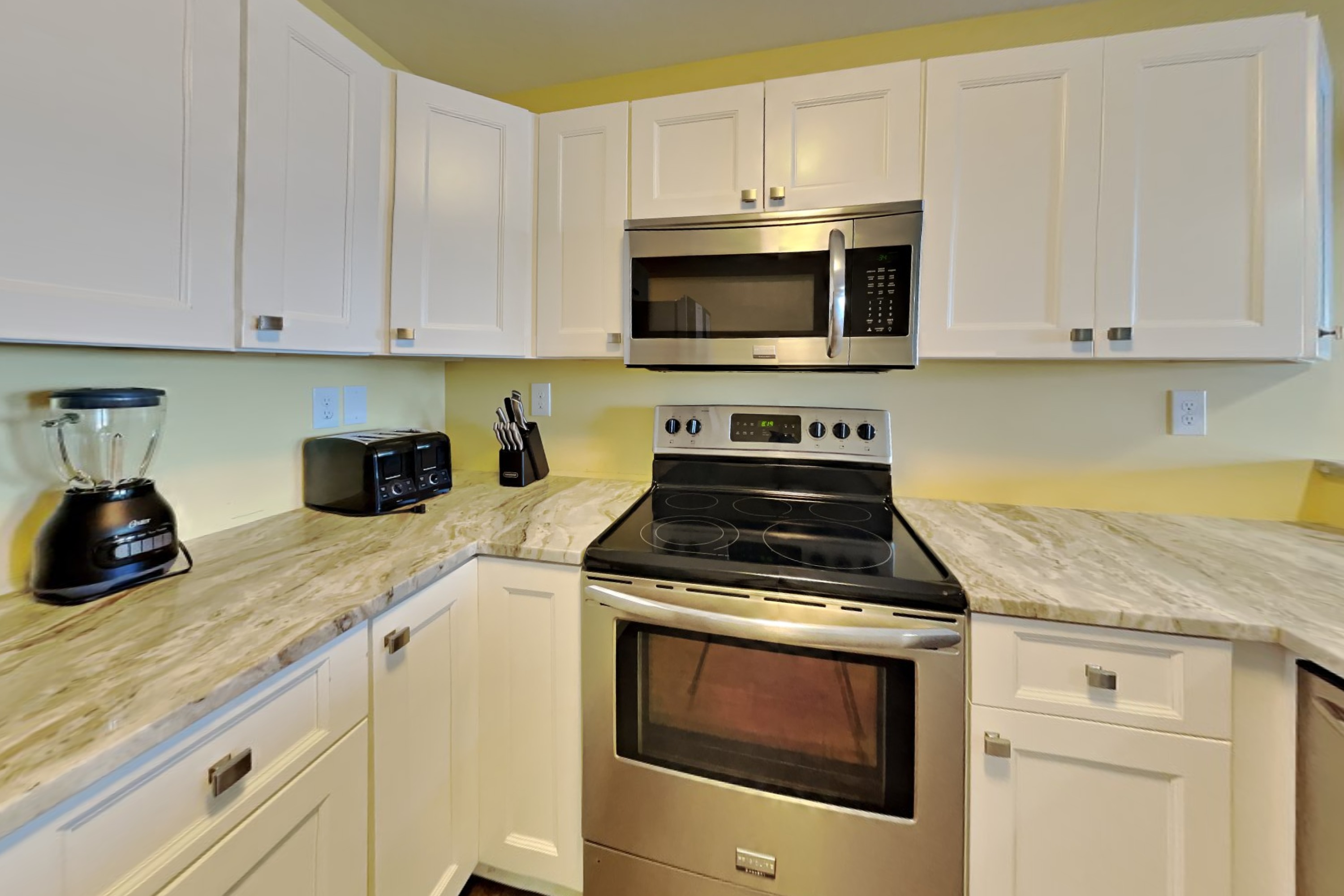 Put-in-Bay Waterfront Condo #109 | Photo 10