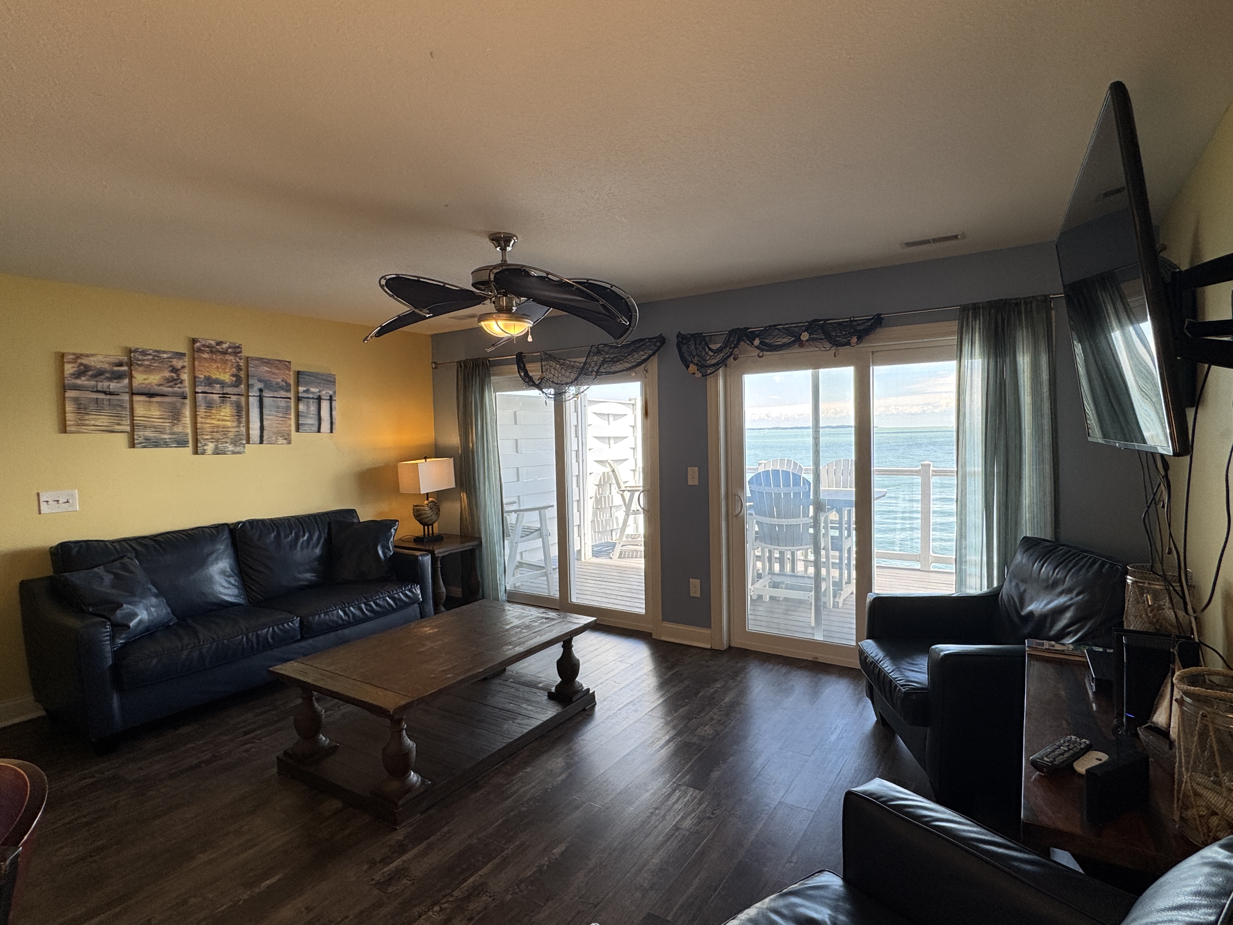 Put-in-Bay Waterfront Condo #209 8