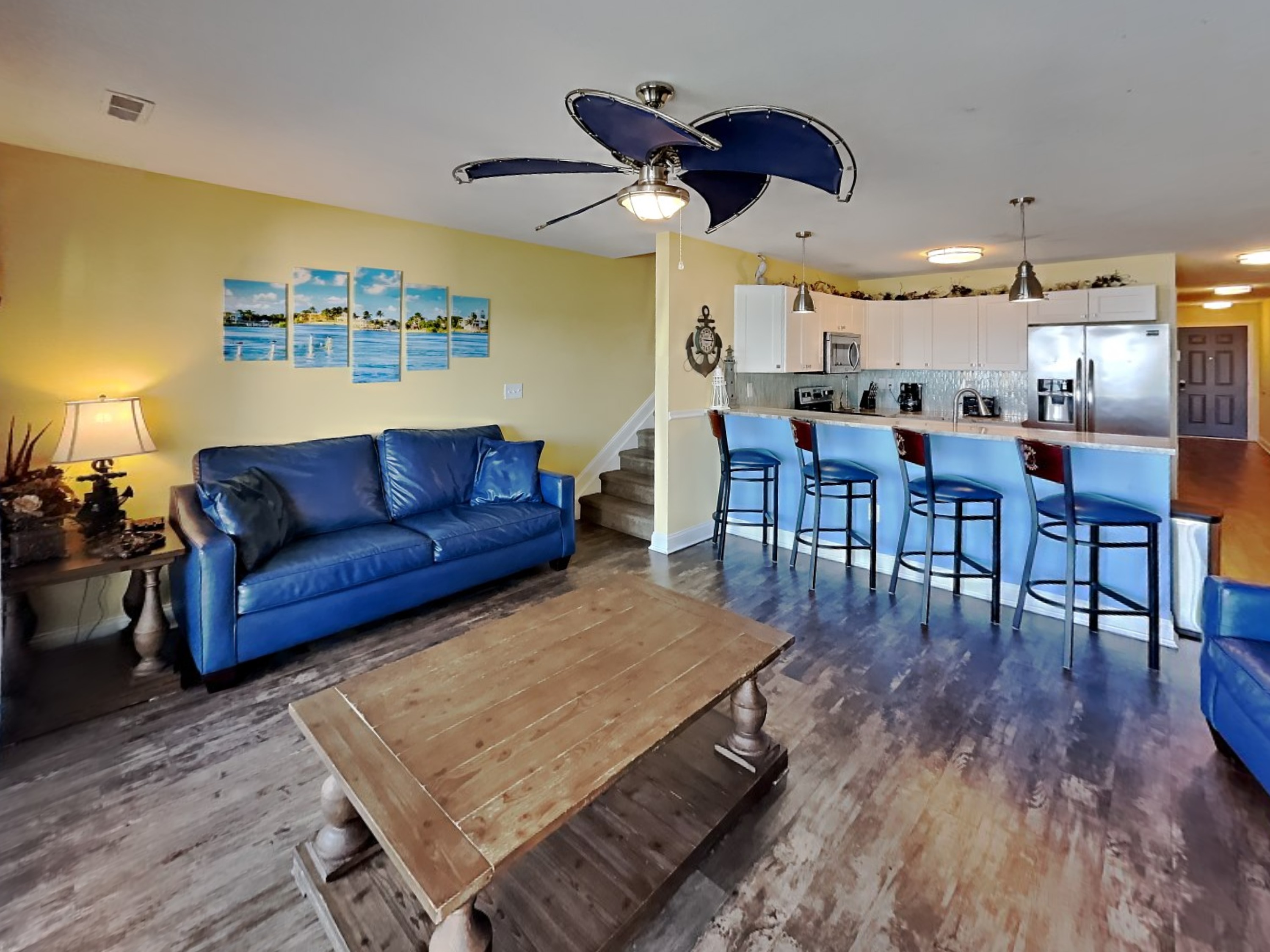 Put-in-Bay Waterfront Condo #206 3