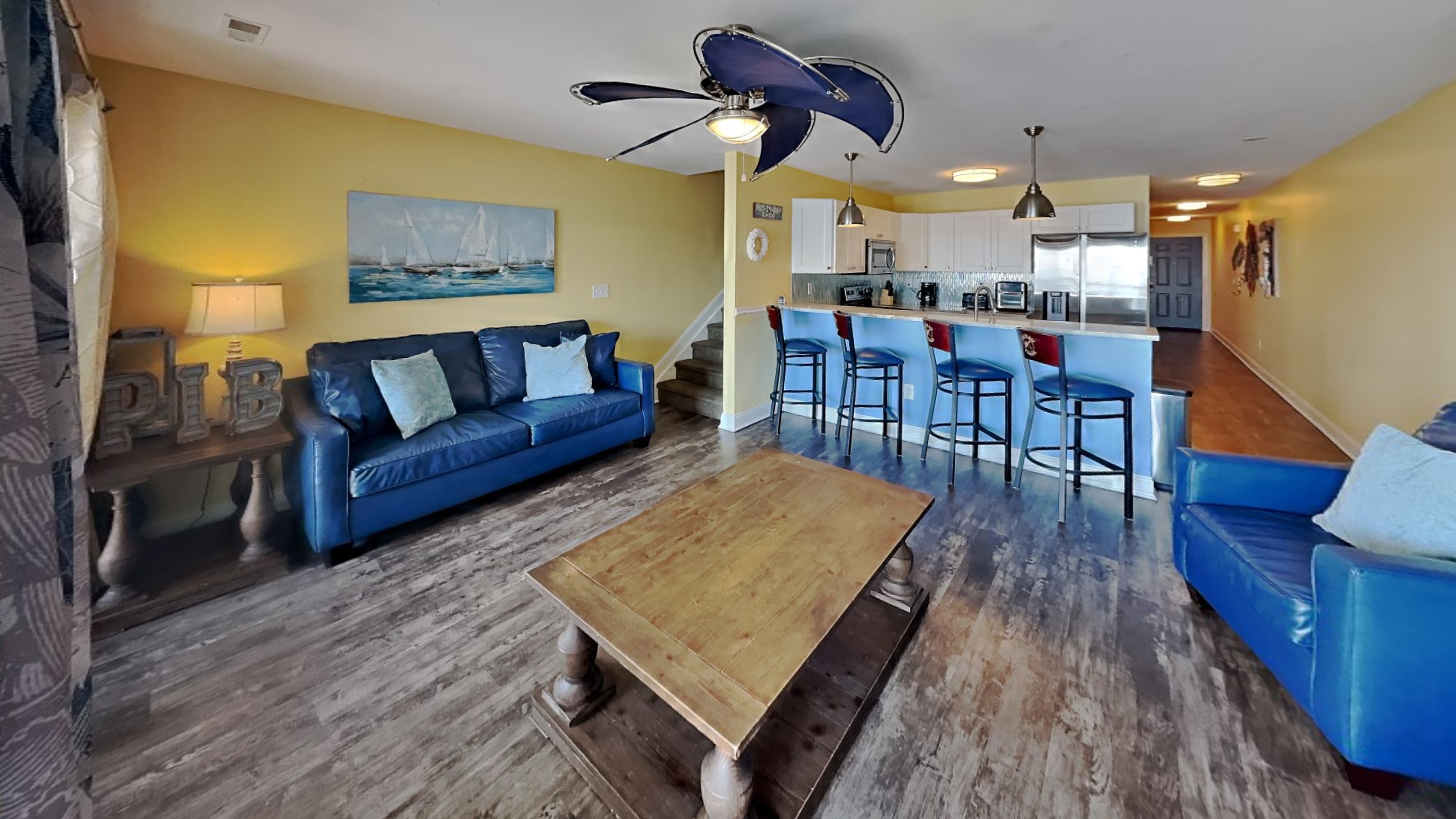 Put-in-Bay Waterfront Condo #208 4
