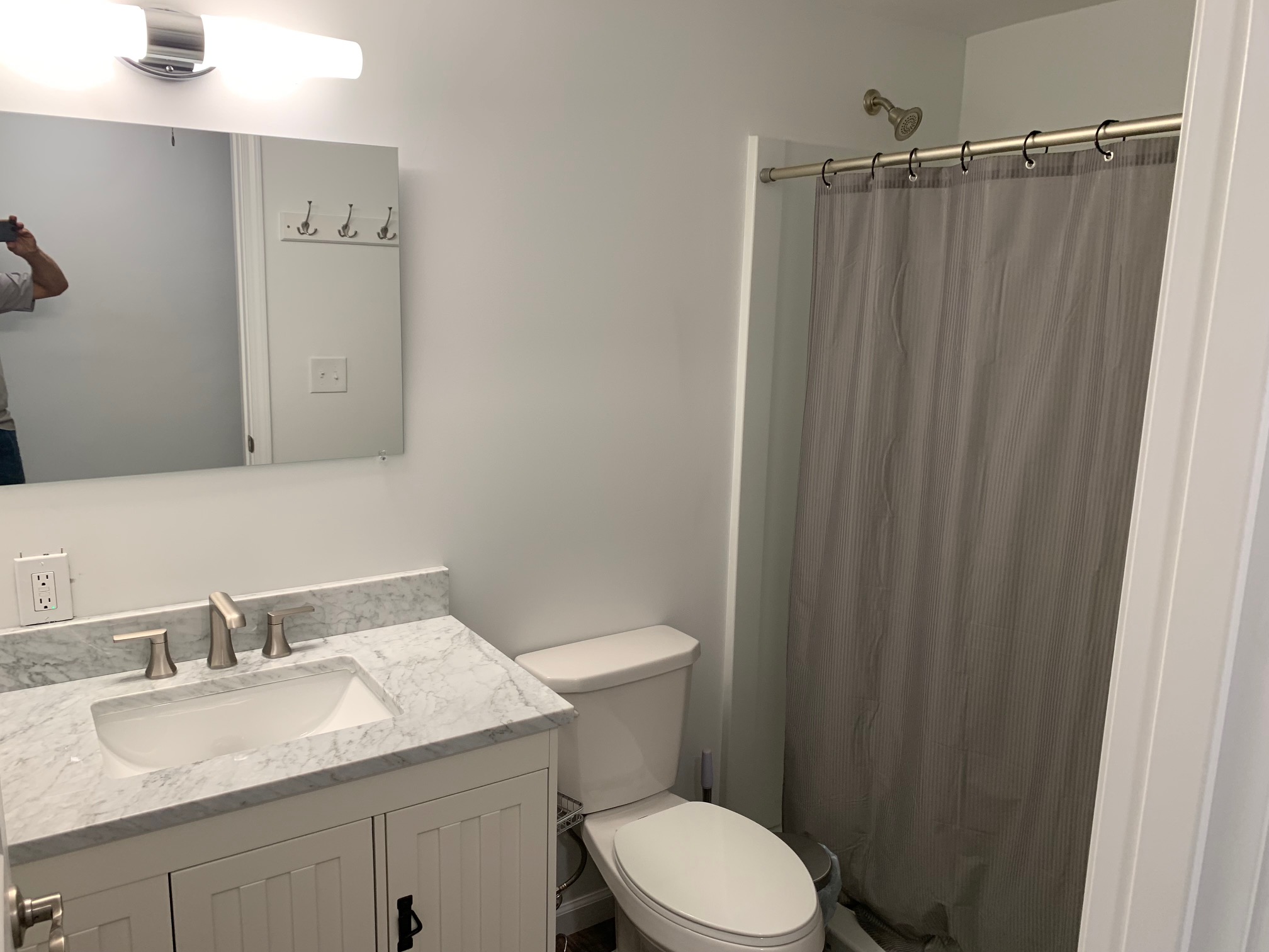 The Bam Bam Suite Above Bedrock Tavern | Photo 20