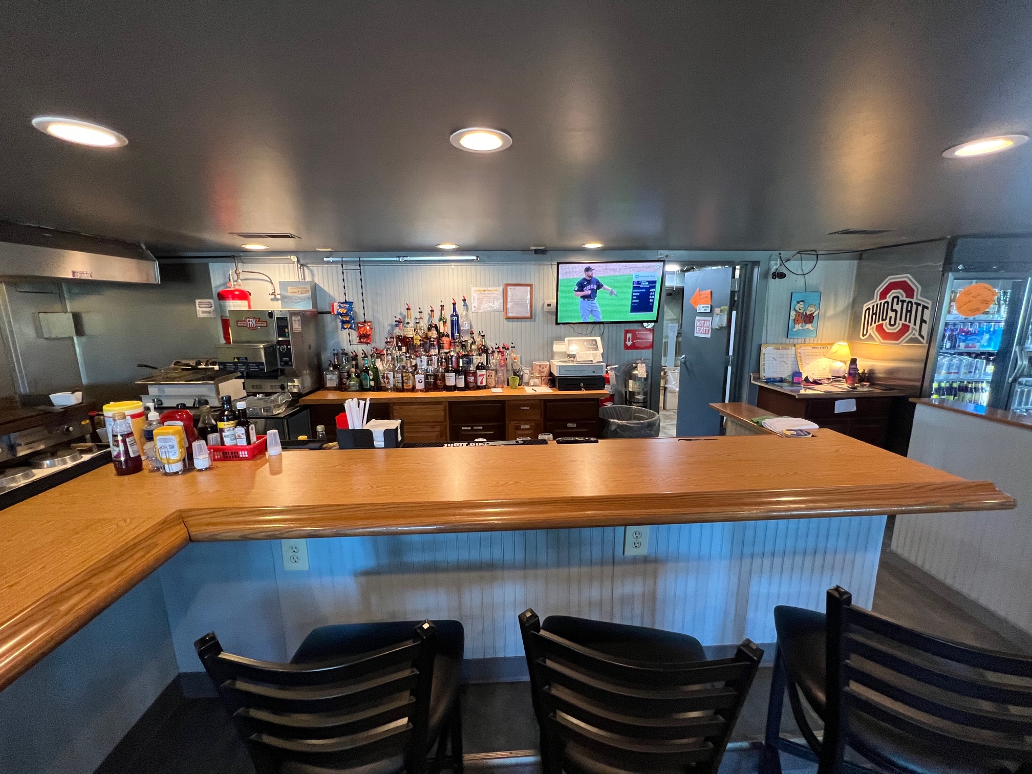 Pebbles Suite above Bedrock Tavern | Photo 14