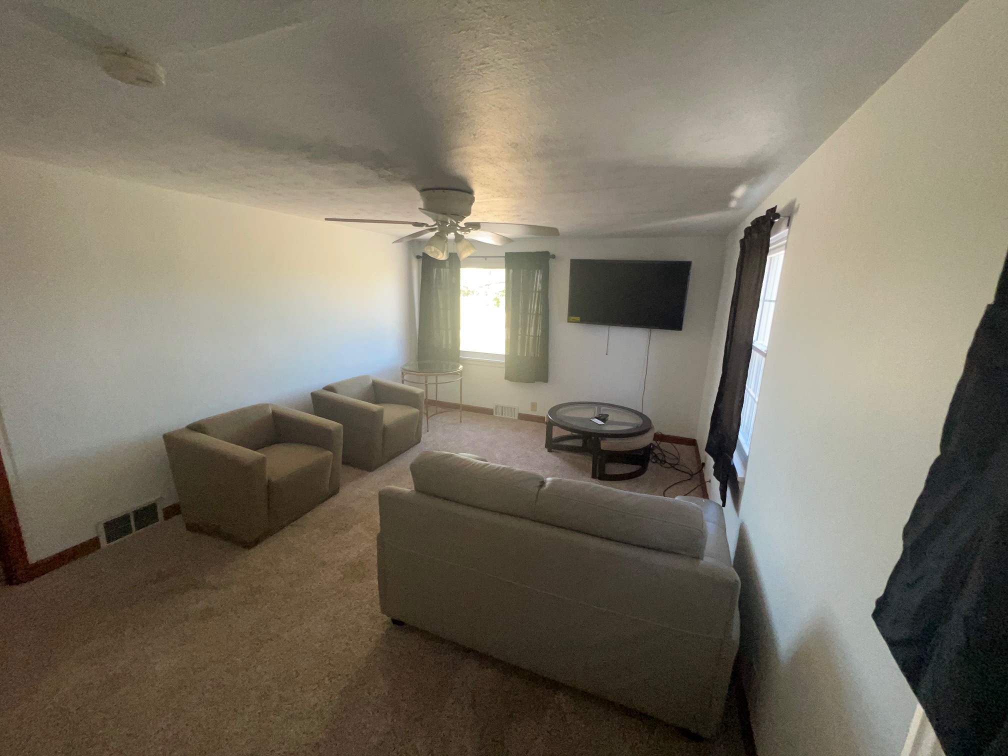 Pebbles Suite above Bedrock Tavern