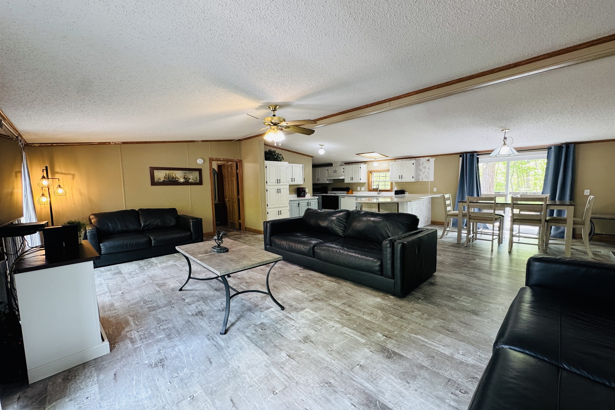 Put-in-Bay Island Club #98 | Photo 2
