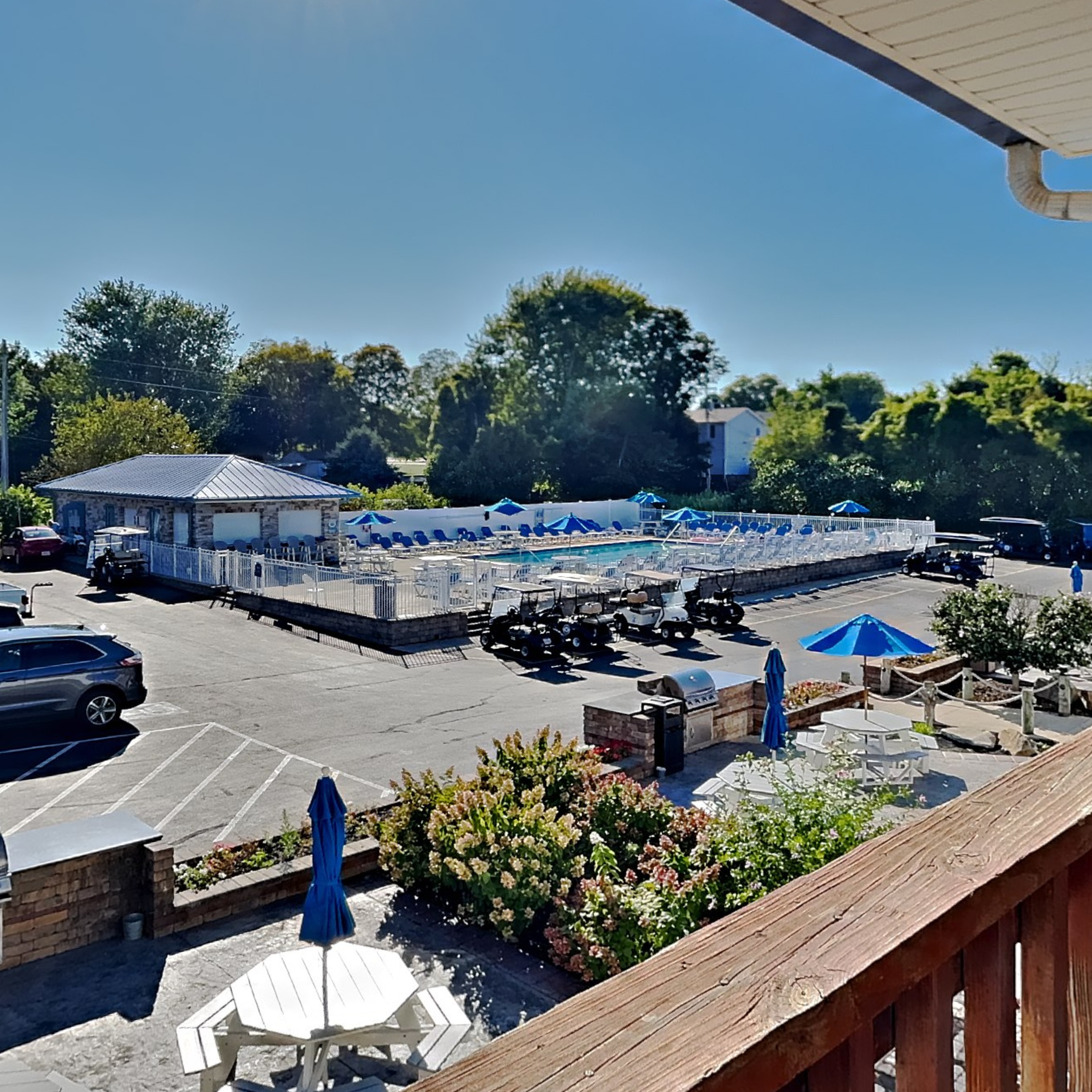 Put-in-Bay Poolview Condo #6 | Photo 18