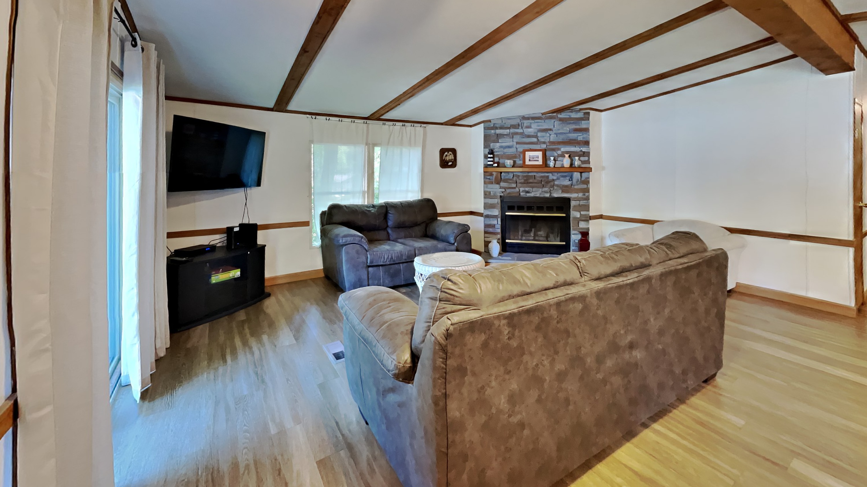 Put-in-Bay Island Club #12 | Photo 5