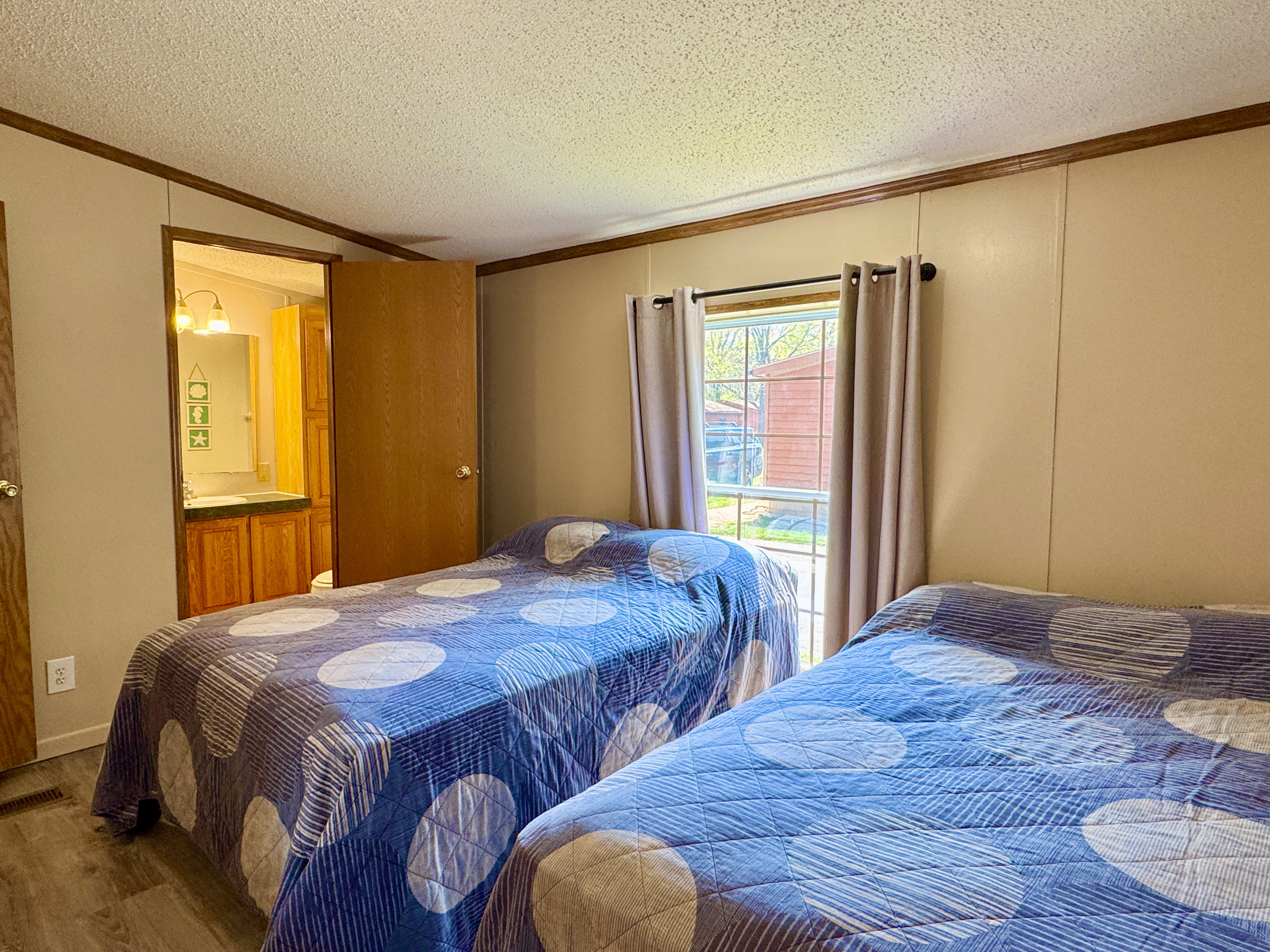 Put-in-Bay Island Club #51 | Photo 12