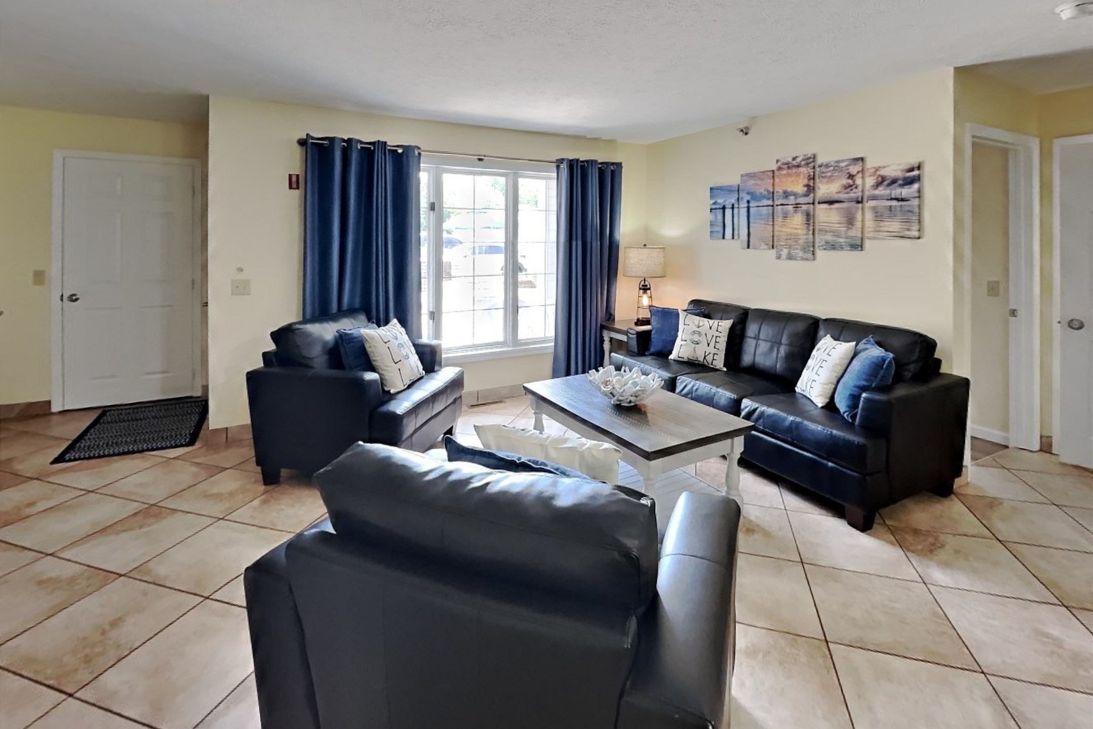 Put-in-Bay Poolview Condo #2 8