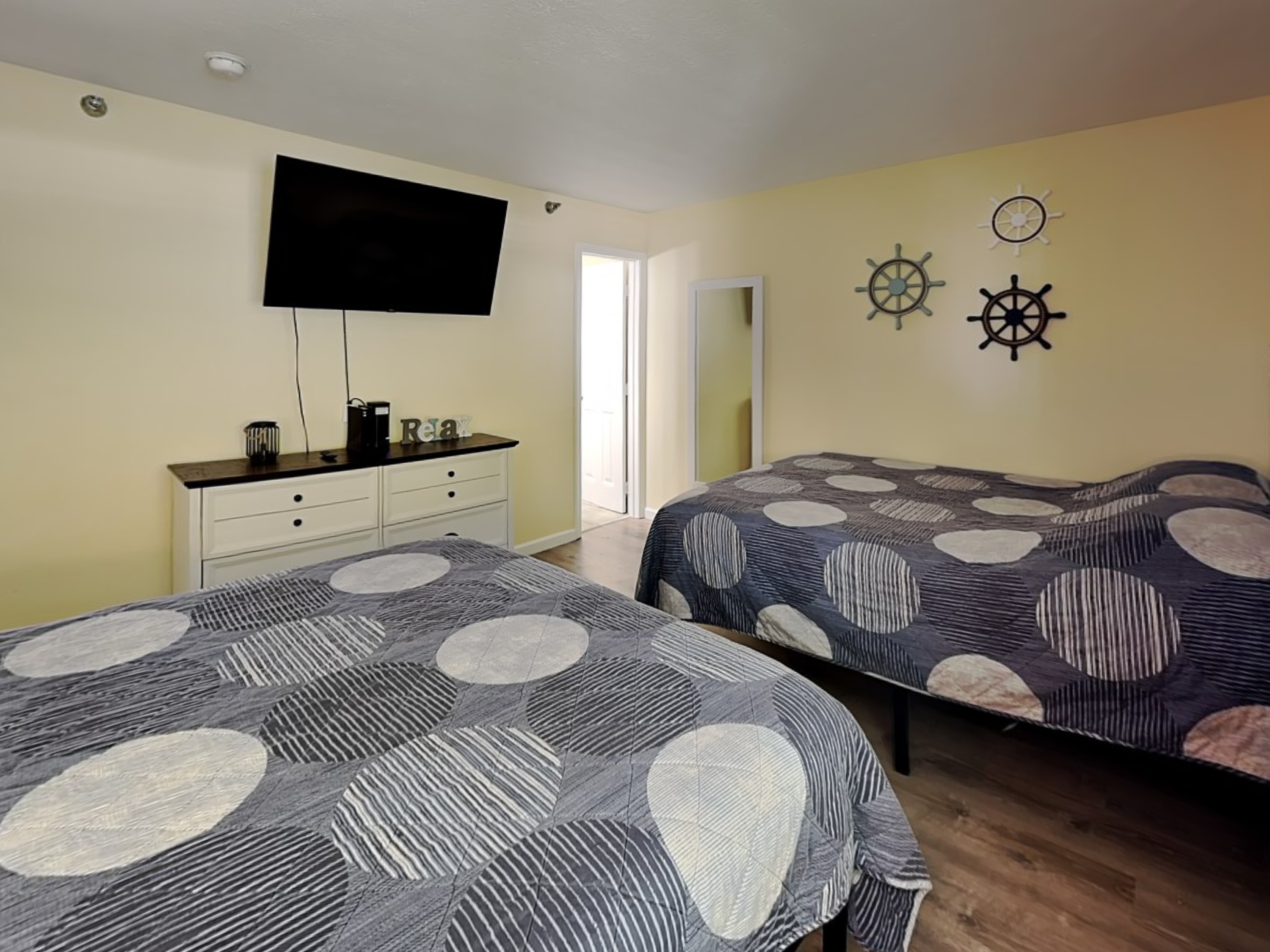 Put-in-Bay Poolview Condo #2 | Photo 20