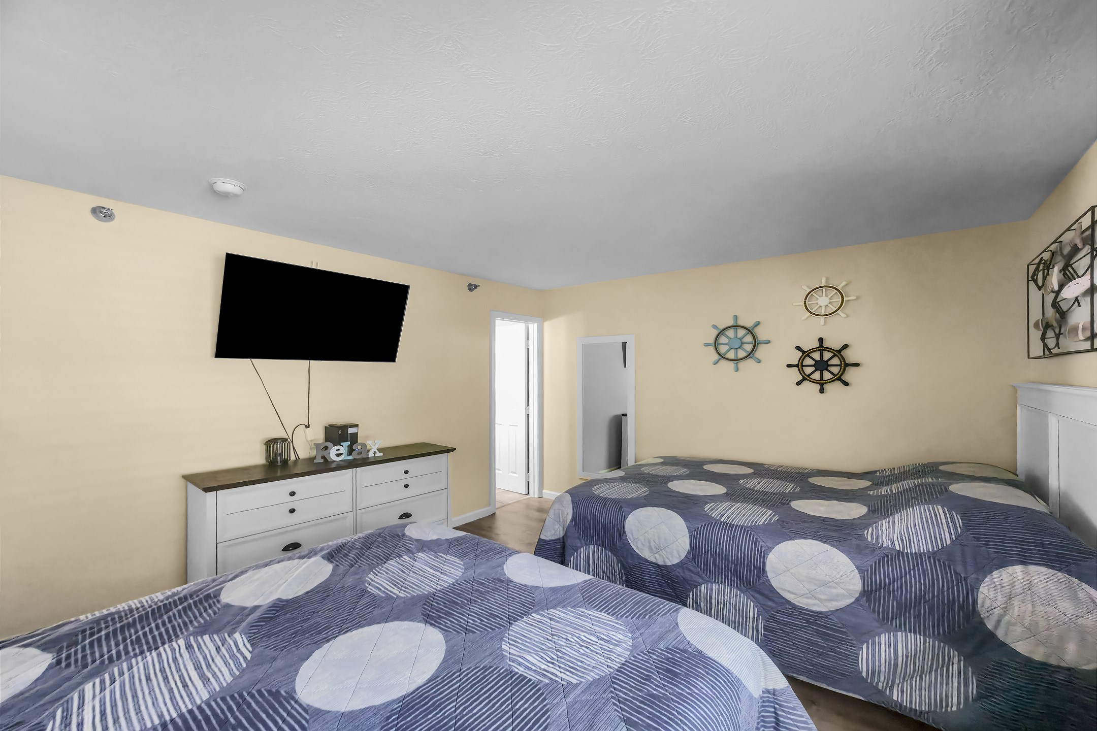 Put-in-Bay Poolview Condo #2 | Photo 28