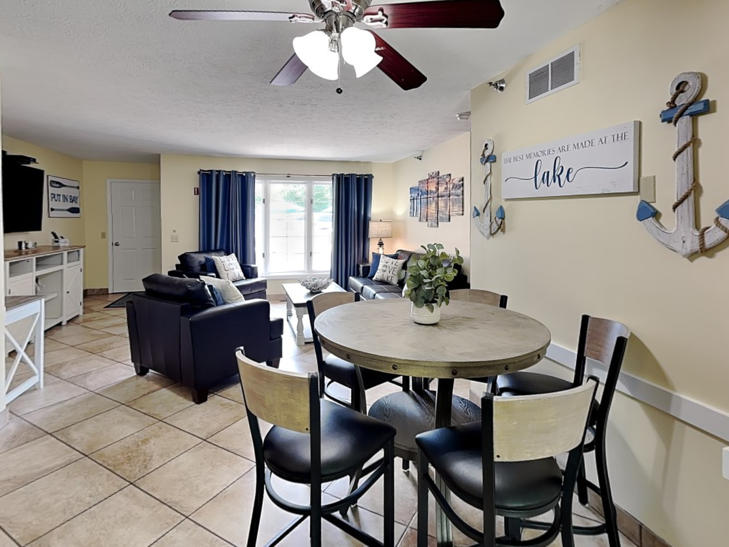 Put-in-Bay Poolview Condo #2 | Photo 14