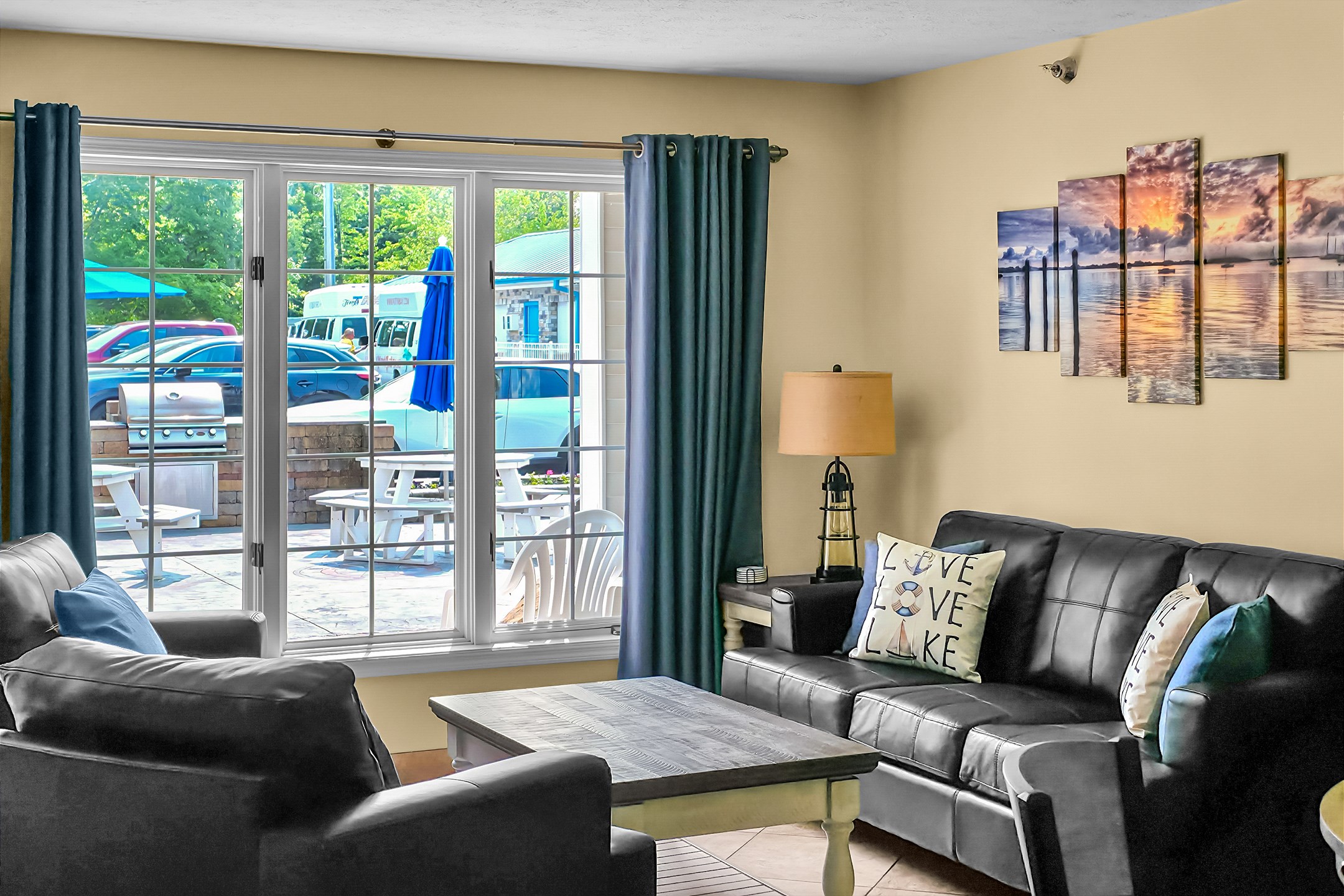 Put-in-Bay Poolview Condo #2 7