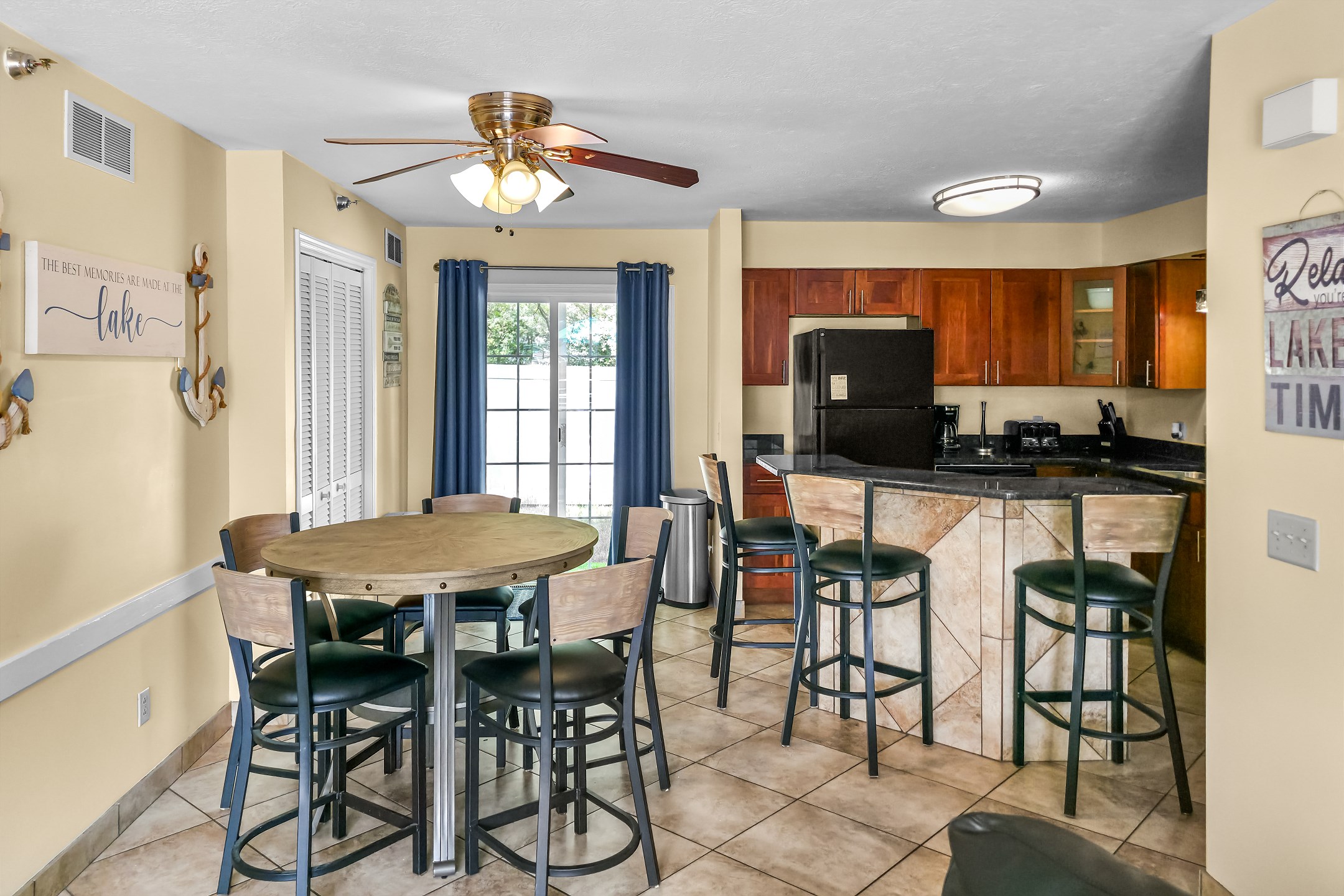 Put-in-Bay Poolview Condo #2 | Photo 14
