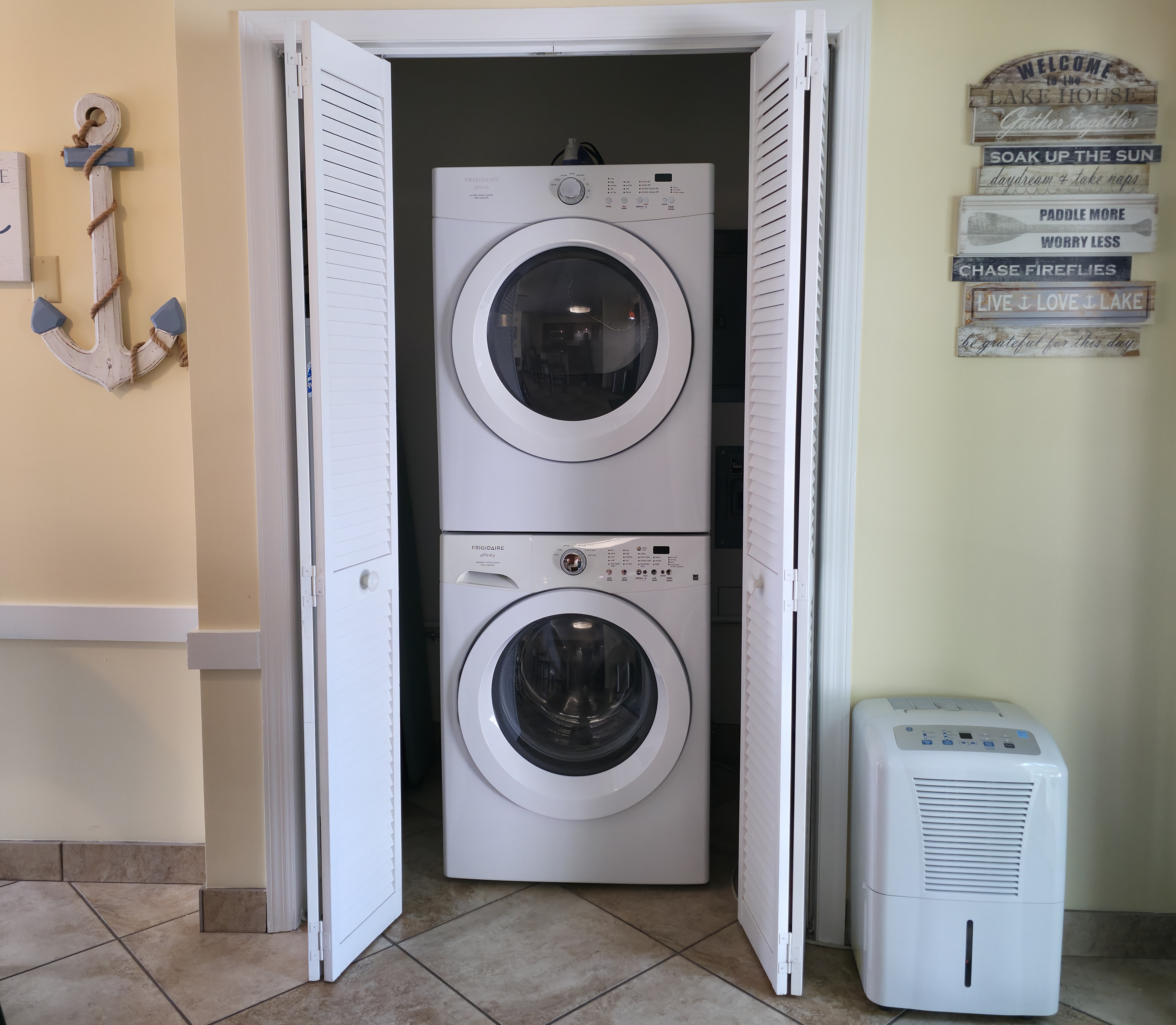 Put-in-Bay Poolview Condo #2 | Photo 18