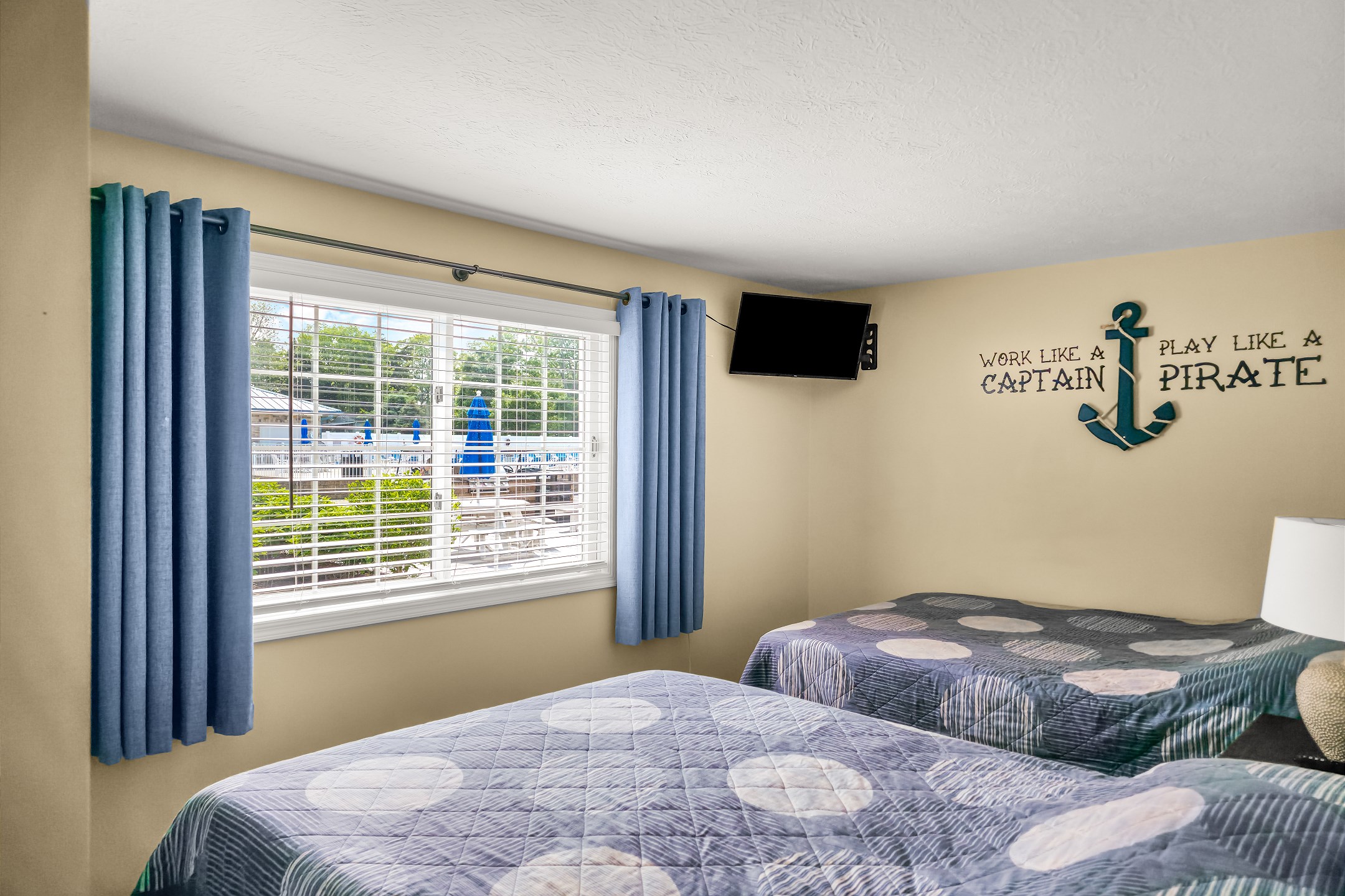 Put-in-Bay Poolview Condo #2 | Photo 34